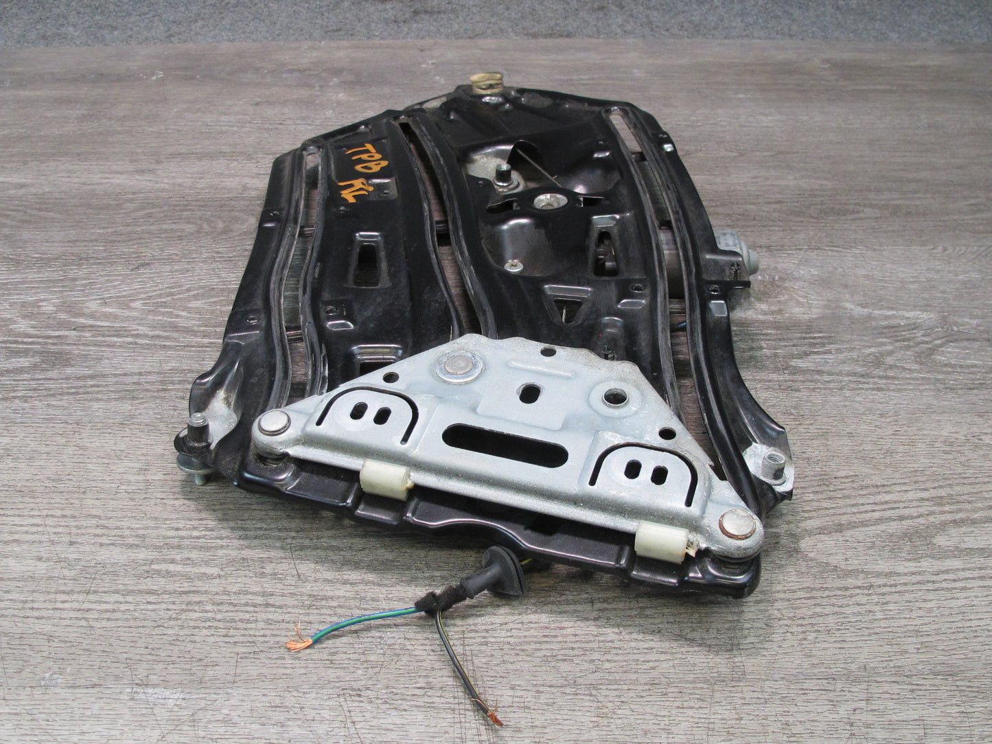 01-06 BMW E46 330ci Convertible Rear Left Quarter Window Regulator w Motor OEM