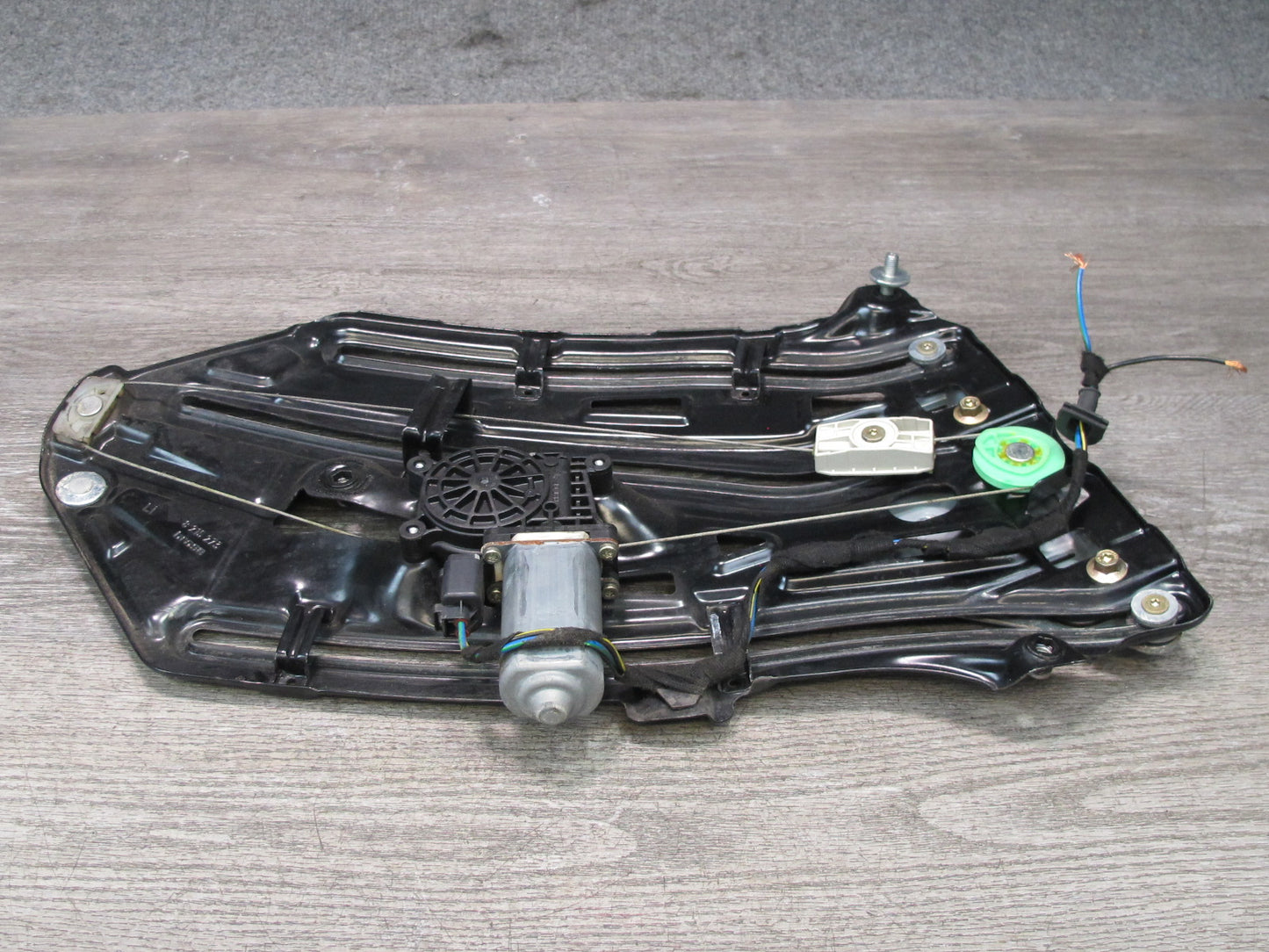 01-06 BMW E46 330ci Convertible Rear Left Quarter Window Regulator w Motor OEM