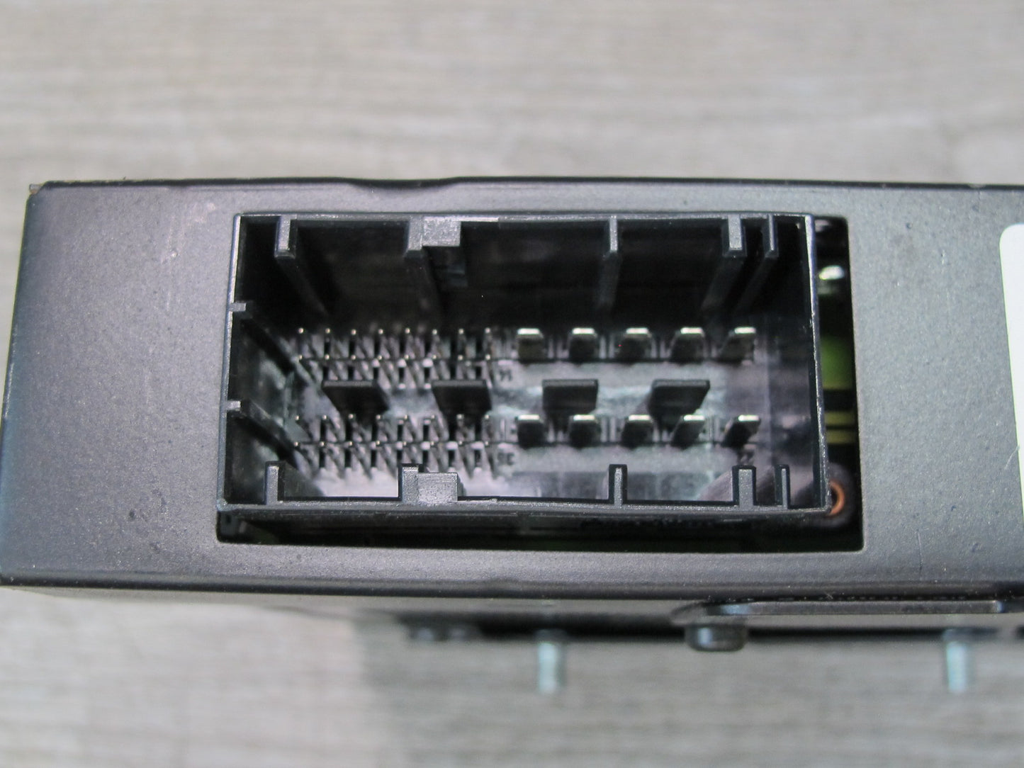 01-06 BMW E46 3-SERIES Convertible Harman Kardon Audio Amplifier AMP 8380068 OEM