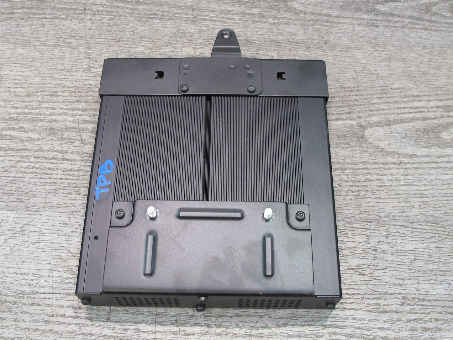01-06 BMW E46 3-SERIES Convertible Harman Kardon Audio Amplifier AMP 8380068 OEM