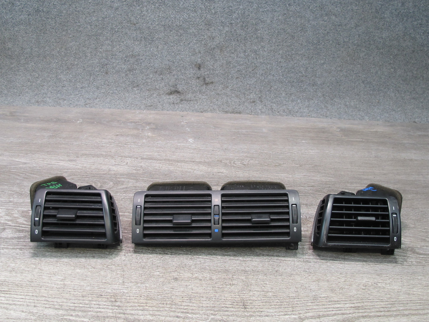01-06 BMW E46 330ci 3-SERIES Set of 3 Dash Front Left Center Right Air Vent OEM