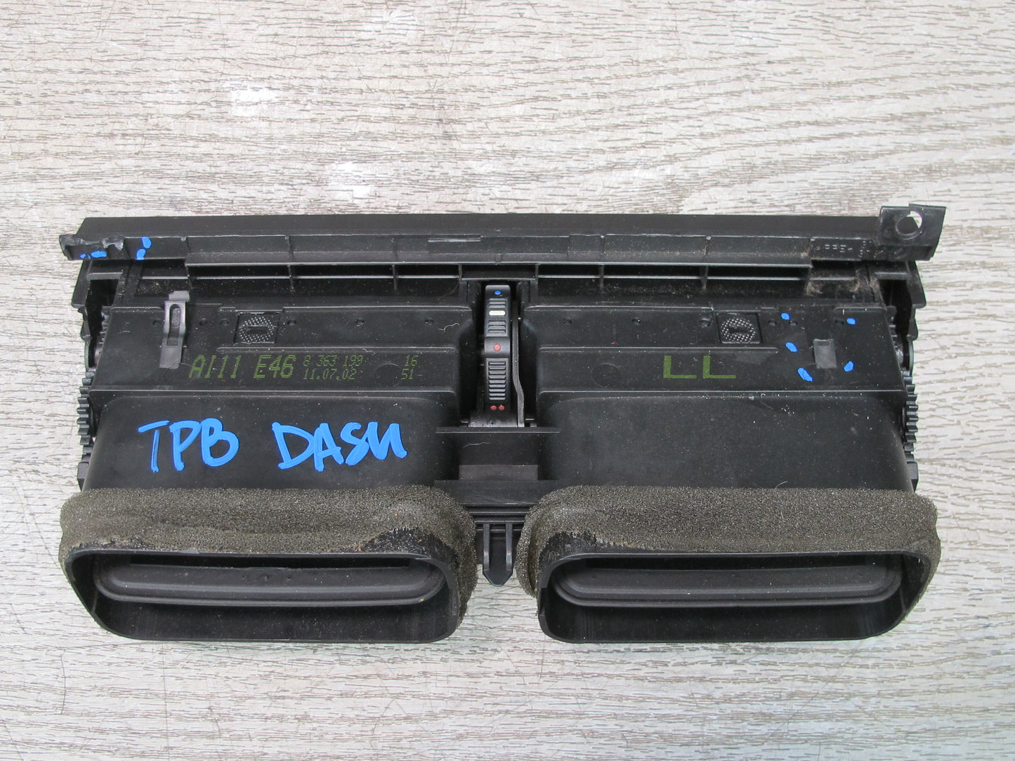 01-06 BMW E46 330ci 3-SERIES Set of 3 Dash Front Left Center Right Air Vent OEM