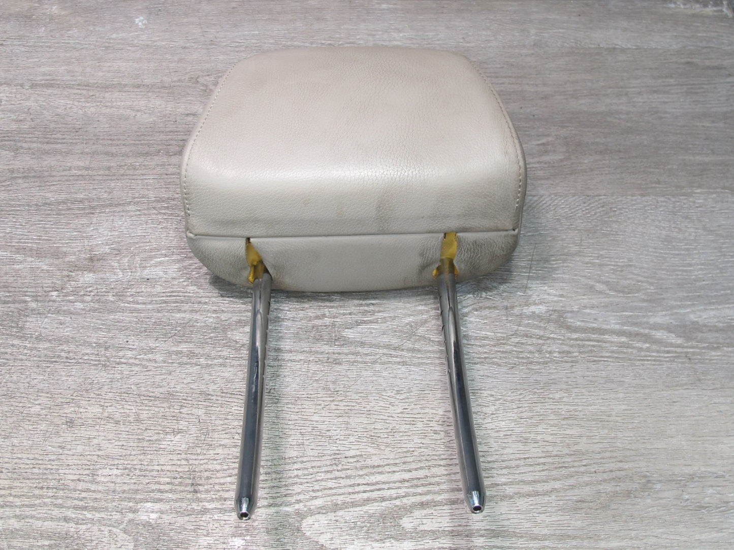 08-13 BMW E82 E88 135i Convertible Set of 2 Front Seat Leather Headrest OEM