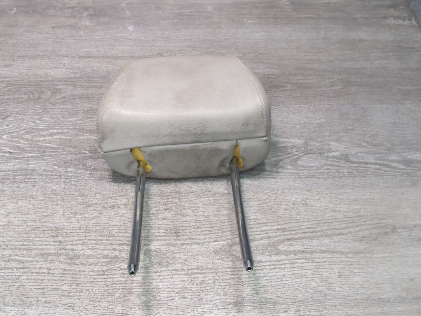 08-13 BMW E82 E88 135i Convertible Set of 2 Front Seat Leather Headrest OEM