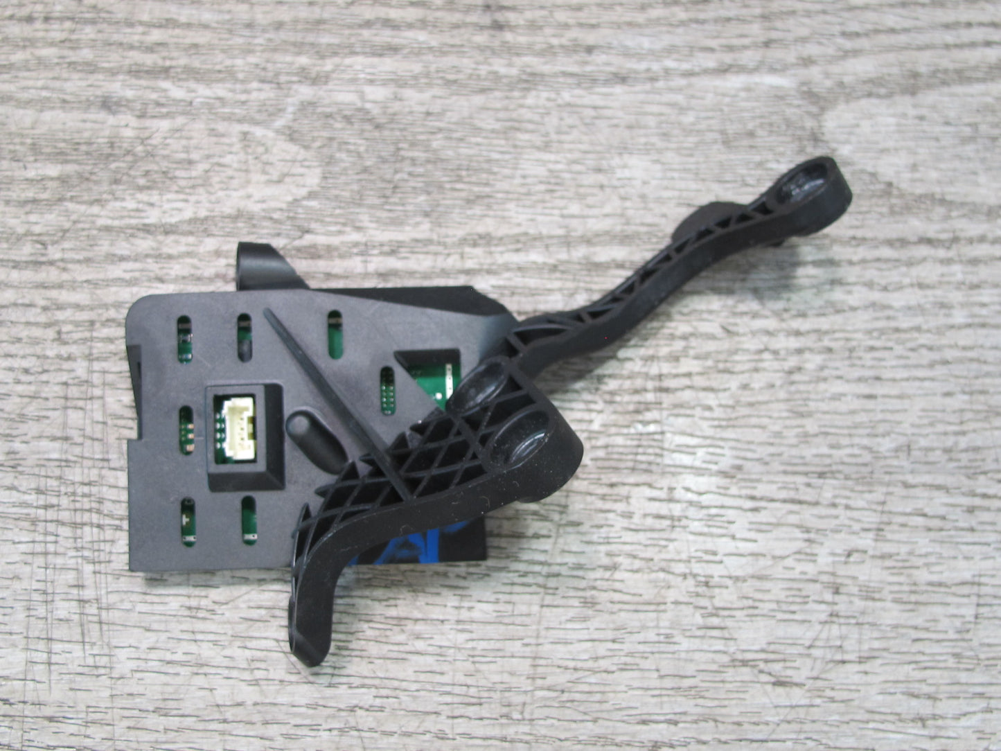 13-16 Audi A4 S4 B8 Front Right Headlight Lamp Igniter Circuit Board OEM