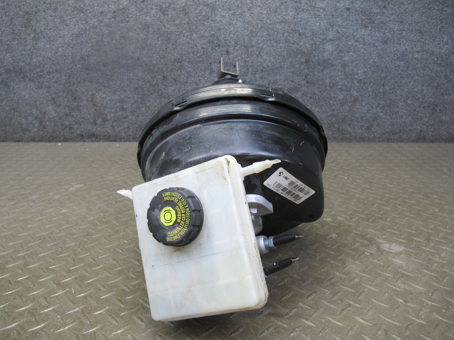 11-17 BMW F25 X3 Brake Master Cylinder Booster Fluid Reservoir Tank OEM