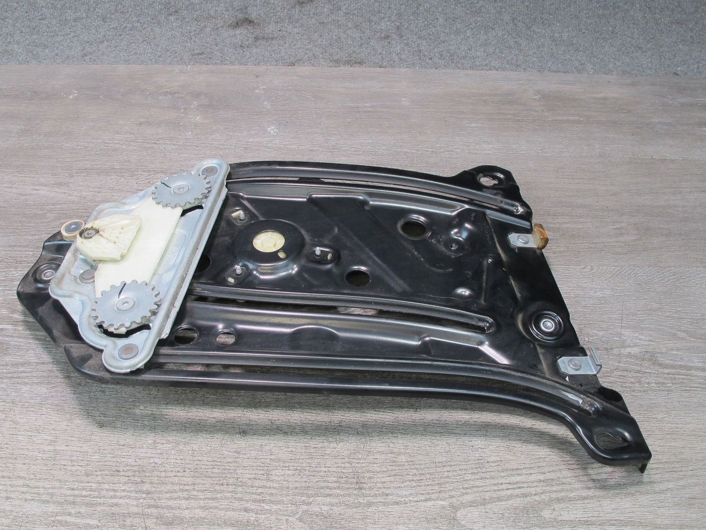 08-13 BMW E88 135I Convertible Rear Right Quarter Window Regulator w Motor OEM