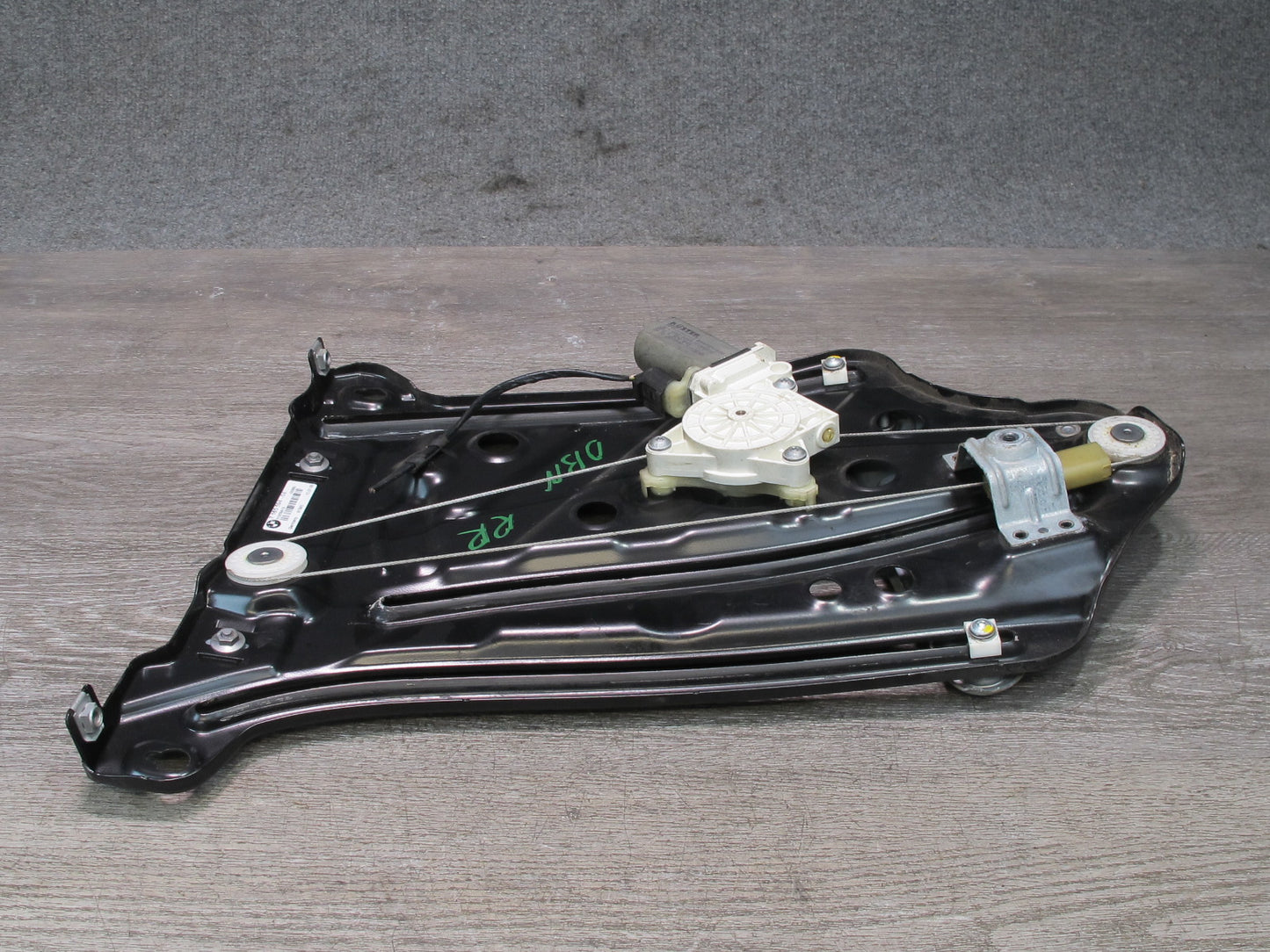 08-13 BMW E88 135I Convertible Rear Right Quarter Window Regulator w Motor OEM
