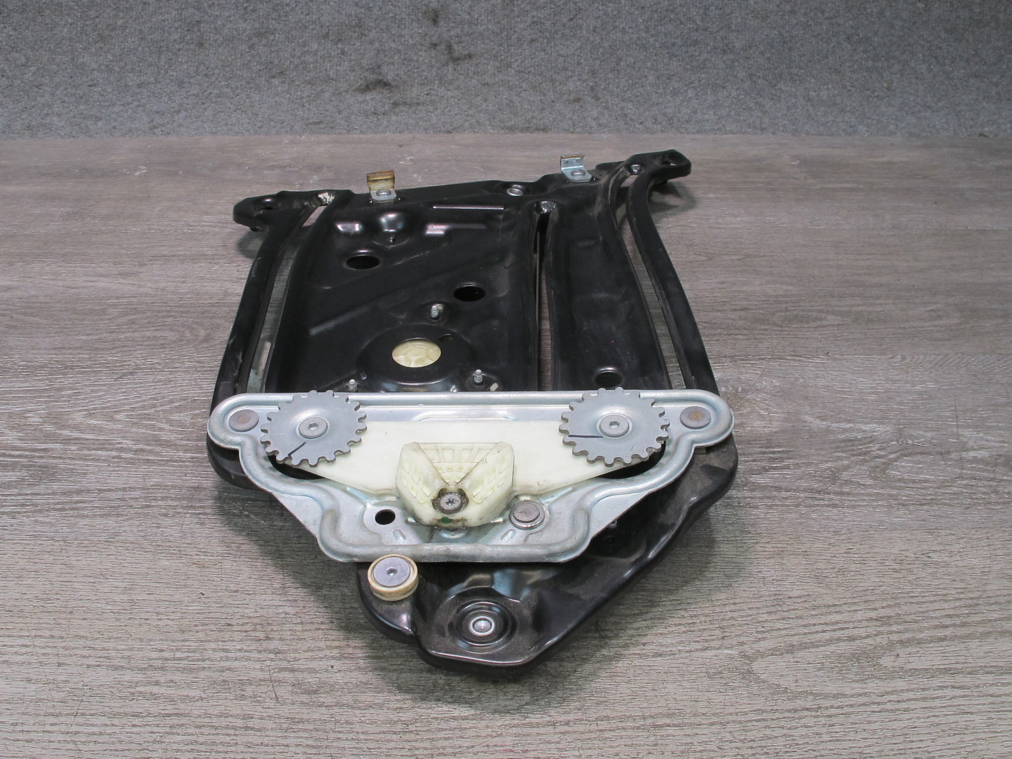 08-13 BMW E88 135I Convertible Rear Right Quarter Window Regulator w Motor OEM