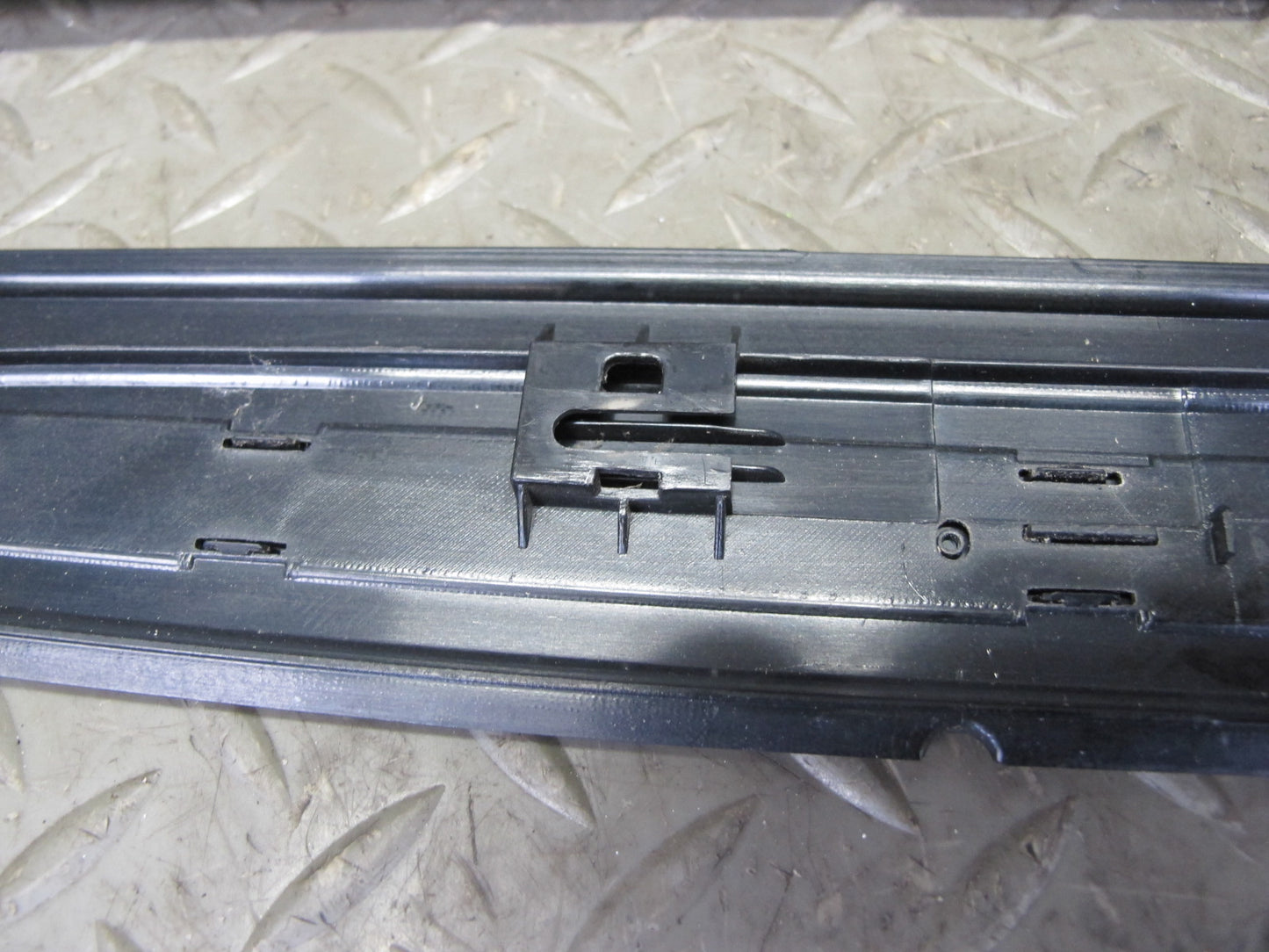 08-13 BMW E82 E88 135I Set of 2 Left & Right Door Sill Scuff Plate Trim OEM