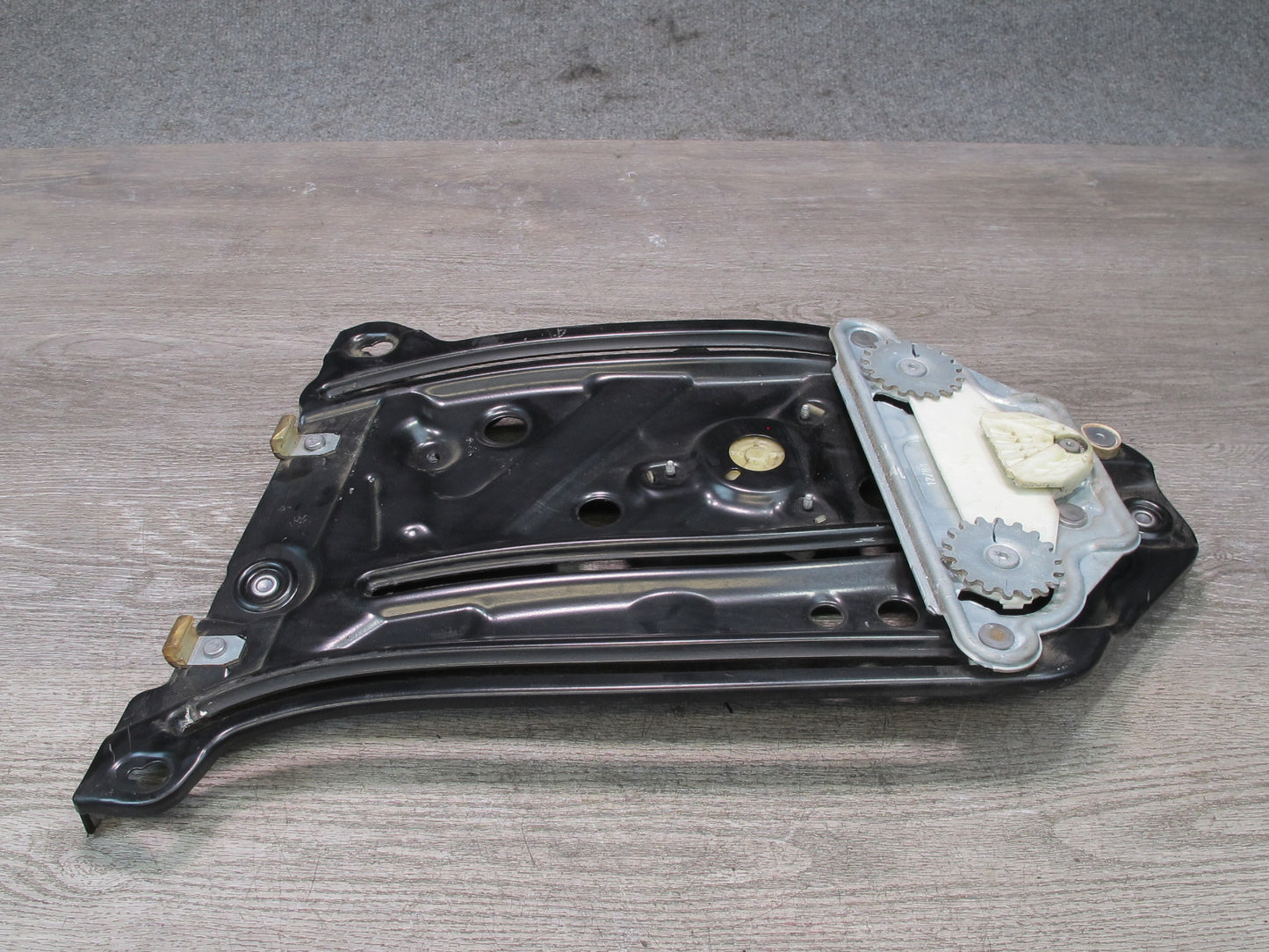 08-13 BMW E88 135I Convertible Rear Left Quarter Window Regulator w Motor OEM