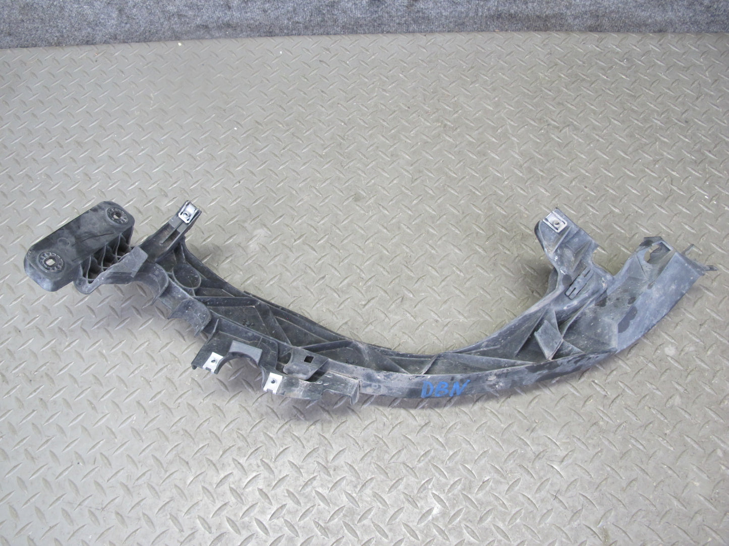 08-13 BMW E82 E88 135i Set of 2 Front Right & Left Headlight Mount Bracket OEM