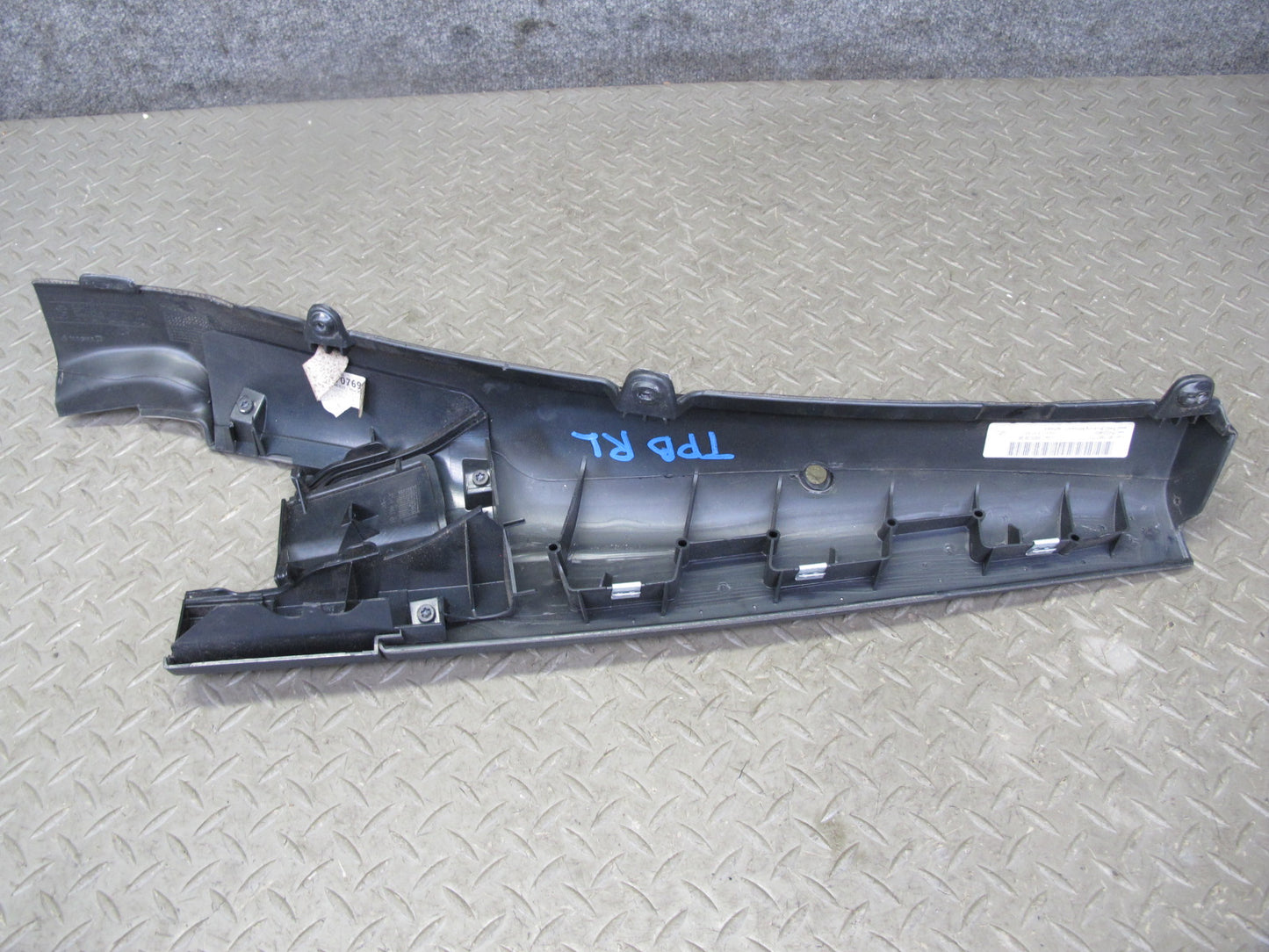 01-06 BMW E46 330ci Convertible Rear Left & Right Lateral Trim Cover Set OEM