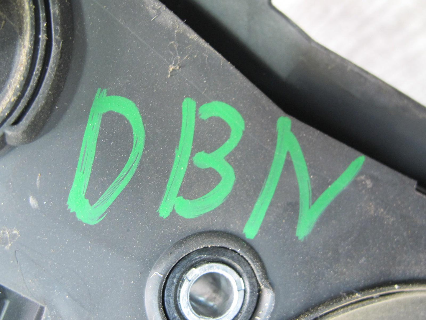 08-13 BMW E82 E88 135i A/T Automatic Transmission Gear Shifter w Boot & Knob OEM