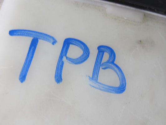 01-06 BMW E46 330ci Windshield Washer Fluid Reservoir Tank w Pump 7007970 OEM