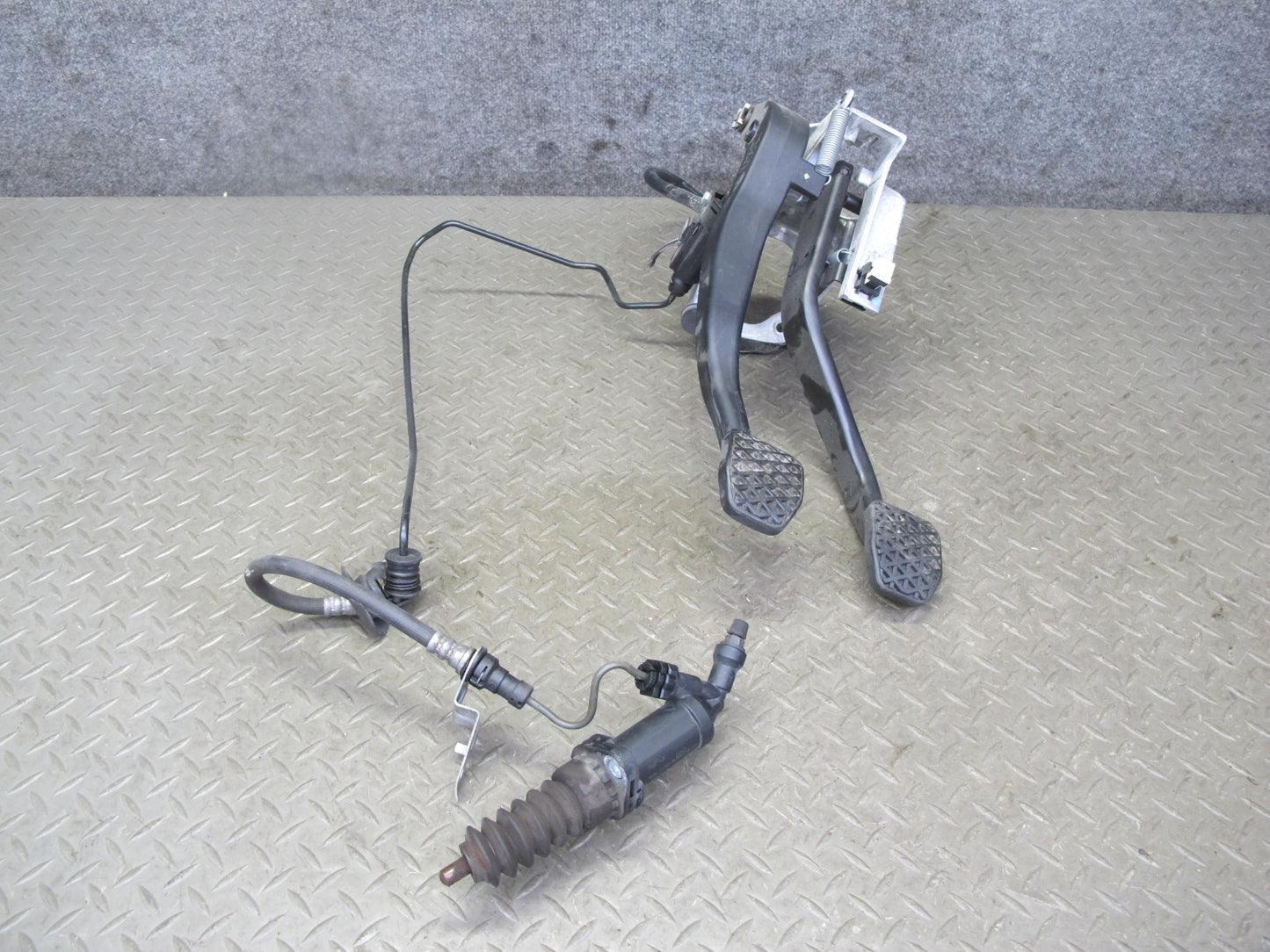 12-15 BMW F30 335i M/T Clutch Brake Gas Acceleration Pedal Cylinder Set OEM