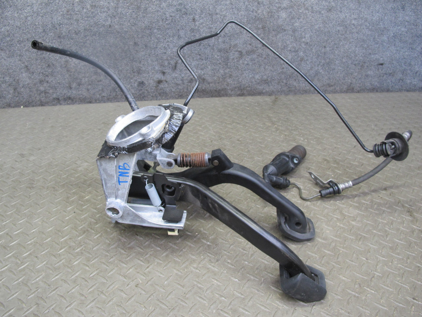 12-15 BMW F30 335i M/T Clutch Brake Gas Acceleration Pedal Cylinder Set OEM