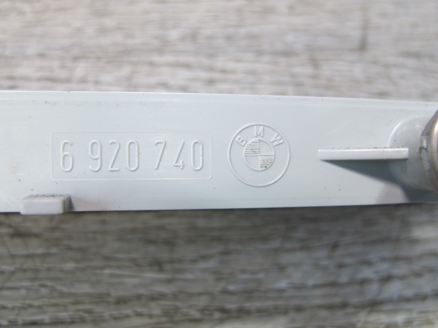 01-06 BMW E46 330ci Convertible Rear Third 3RD Brake Stop Light Lamp 6920740 OEM