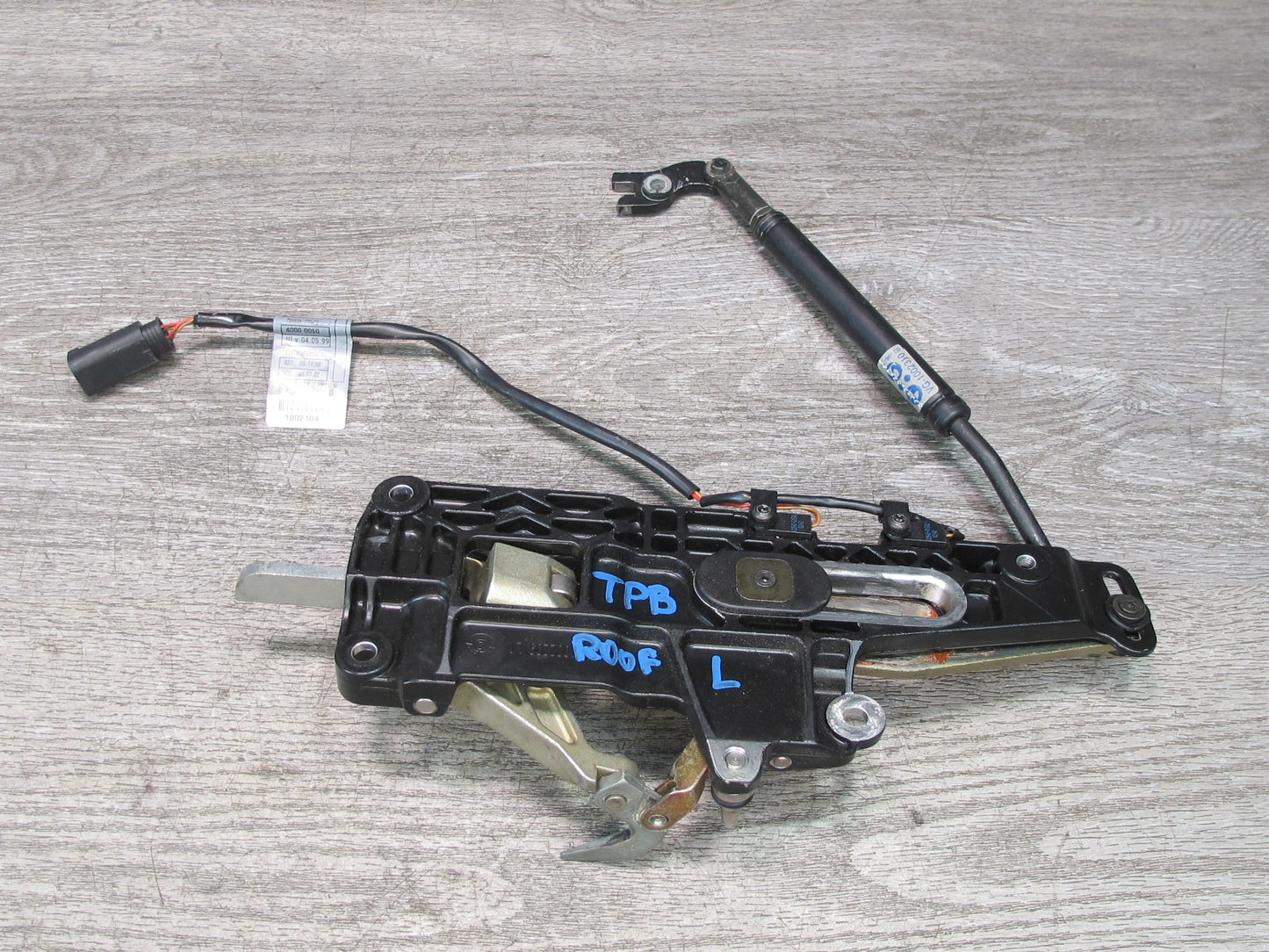 01-06 BMW E46 330ci Convertible Left & Right Soft TOP Roof Lock Latch Set OEM