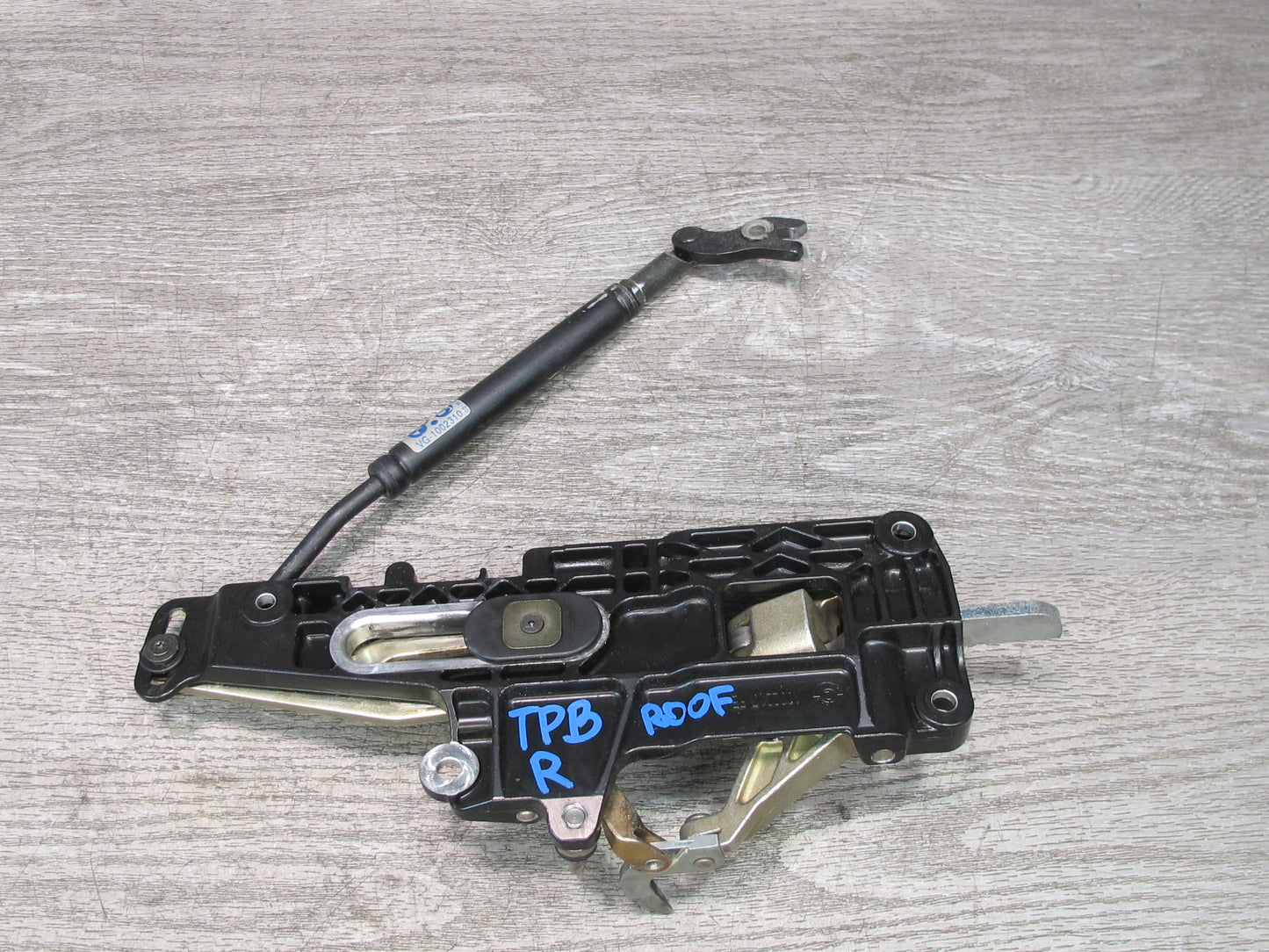 01-06 BMW E46 330ci Convertible Left & Right Soft TOP Roof Lock Latch Set OEM