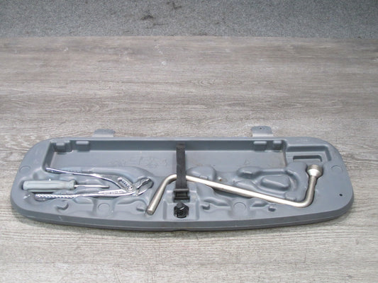 01-06 BMW E46 330ci Convertible Trunk Spare Tire Wrench Tool KIT w Case OEM