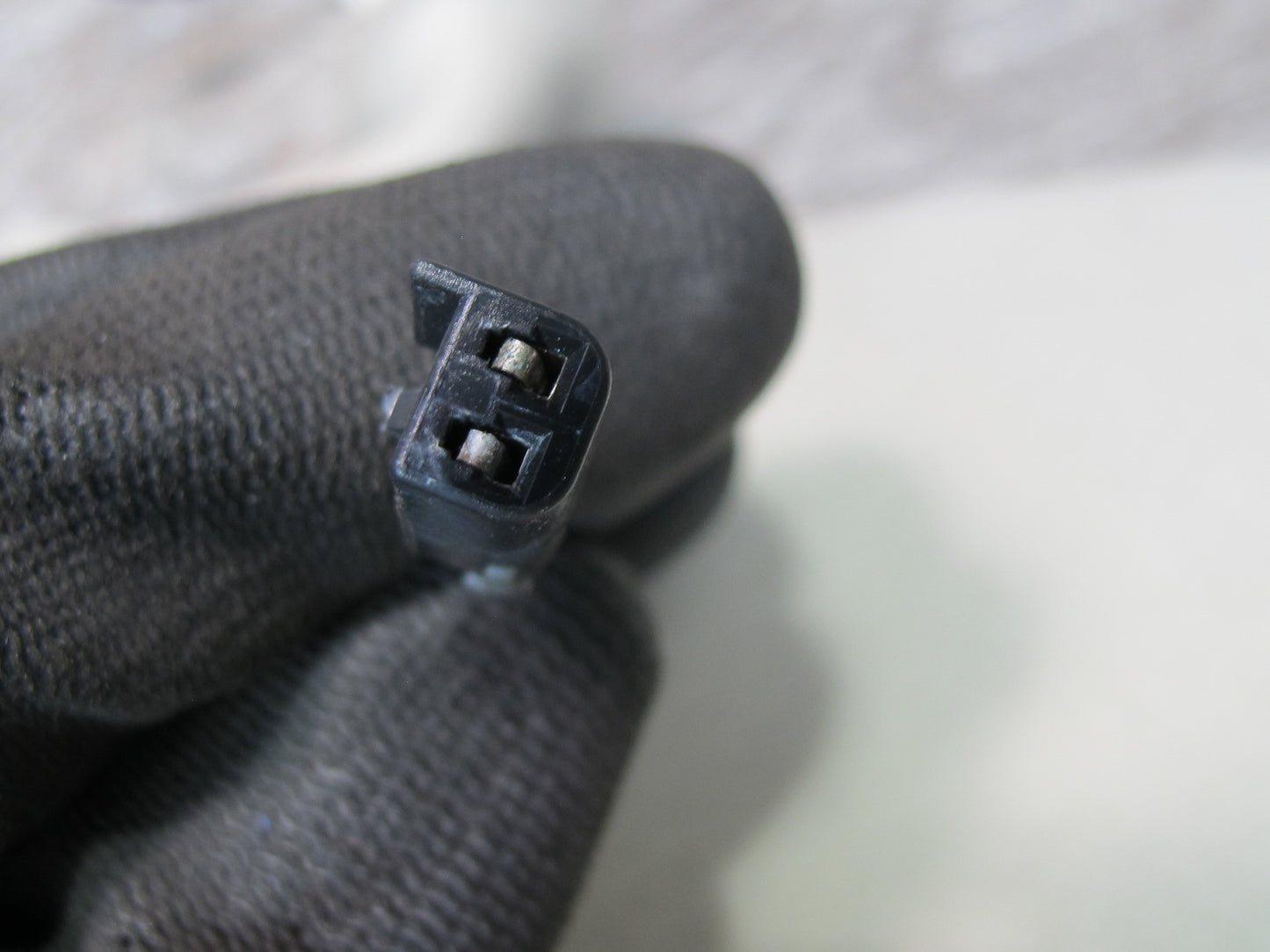 2003 -2007 Hummer H2 Front Right Pass Side Sun Visor Shade W/ Mirror