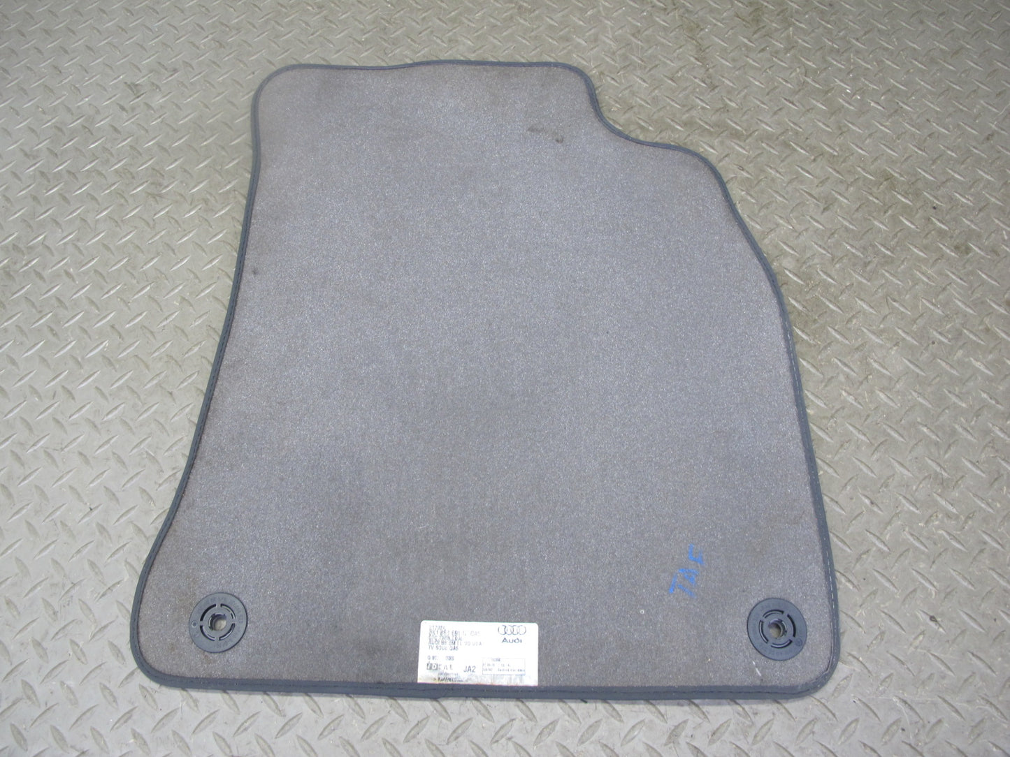 13-16 Audi A4 S4 B8 Set of 4 Front & Rear Floor MAT Carpet Black OEM