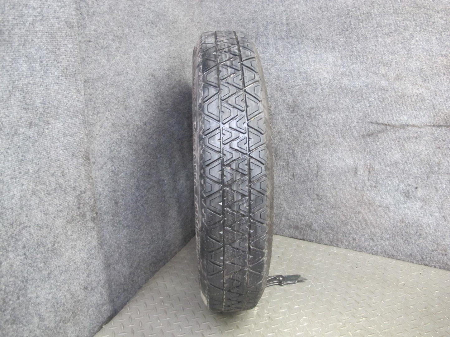 01-06 BMW E46 330ci R17 17" Spare Tire Wheel 17x3.5B ET30 125/80 6750007 OEM