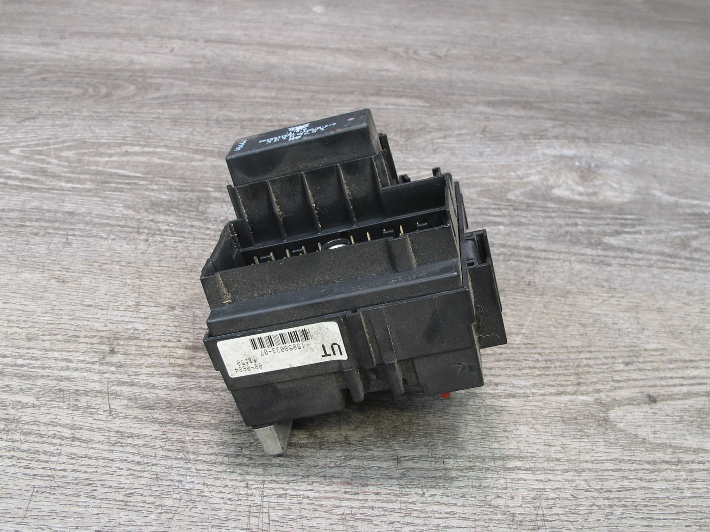 2003-2007 Hummer H2 Under Dash Interior Fuse Relay Box 15058033