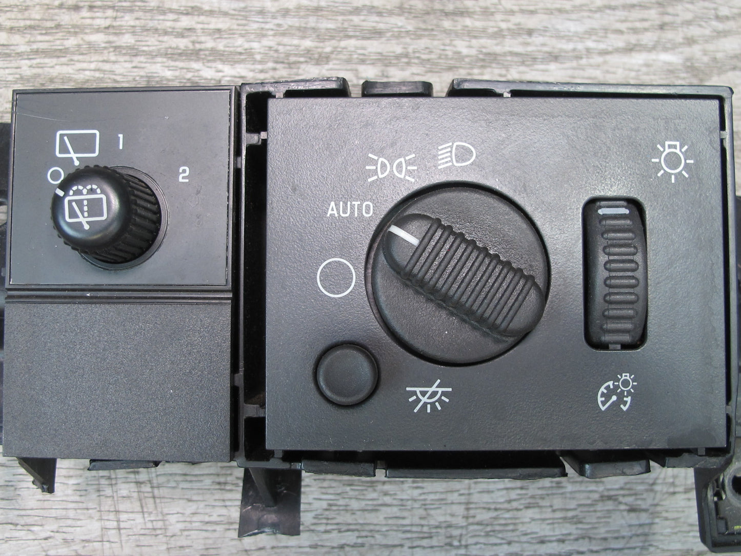 2003-2007 Hummer H2 Headlight Fog Light Lamp Dimmer Control Switch