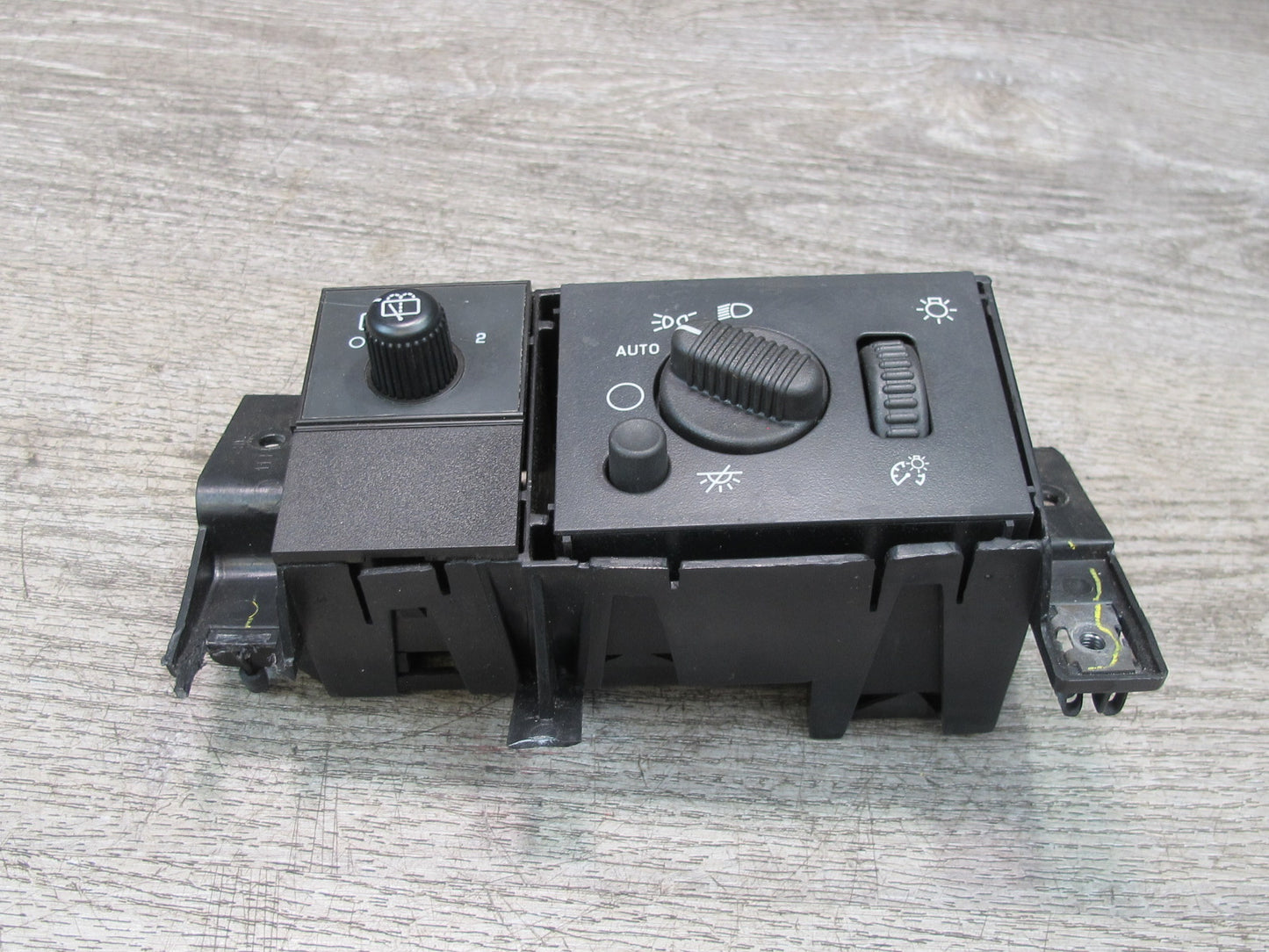 2003-2007 Hummer H2 Headlight Fog Light Lamp Dimmer Control Switch