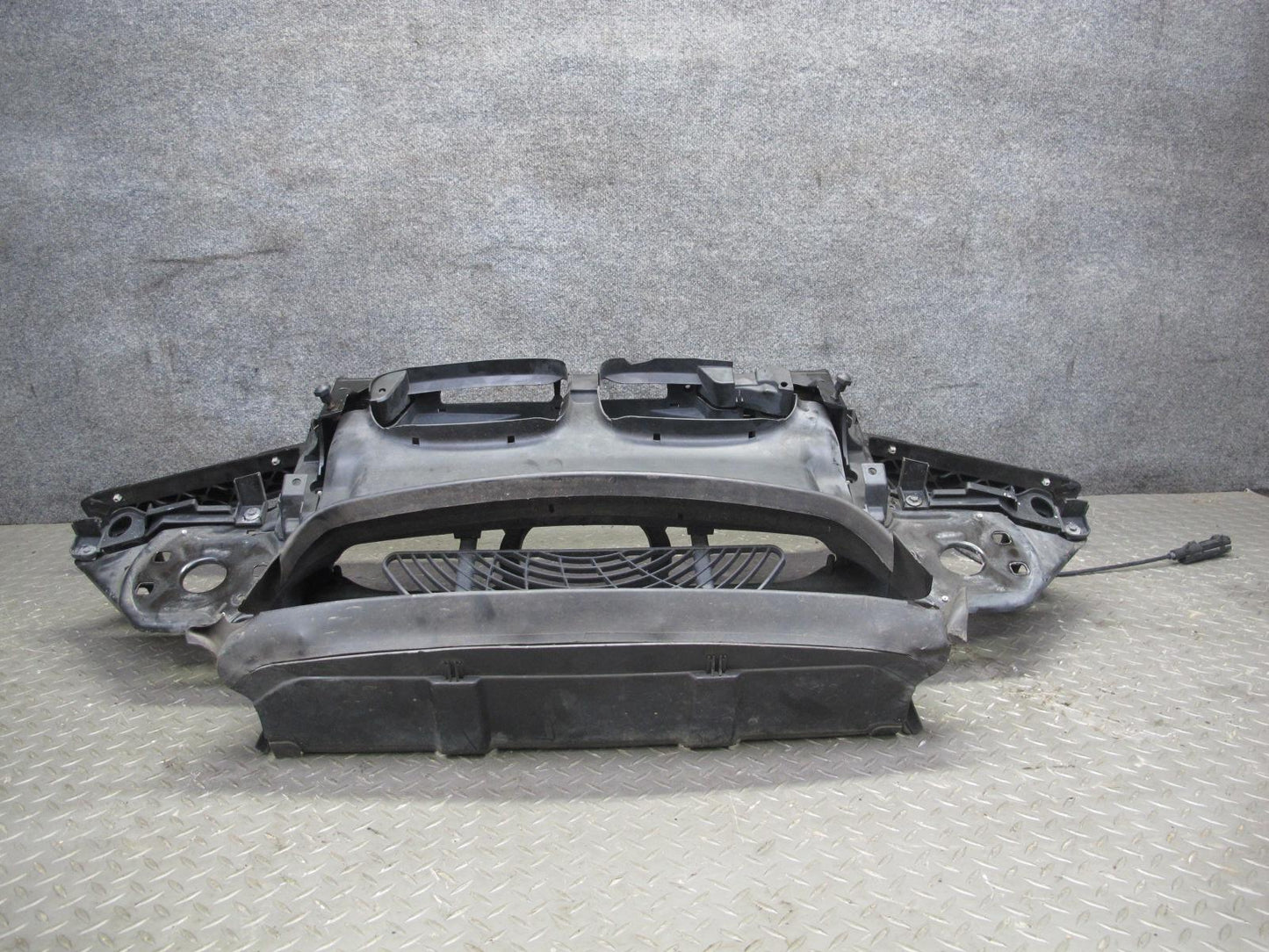 01-06 BMW E46 325ci 330ci M54 Convertible Radiator Core Frame Support OEM