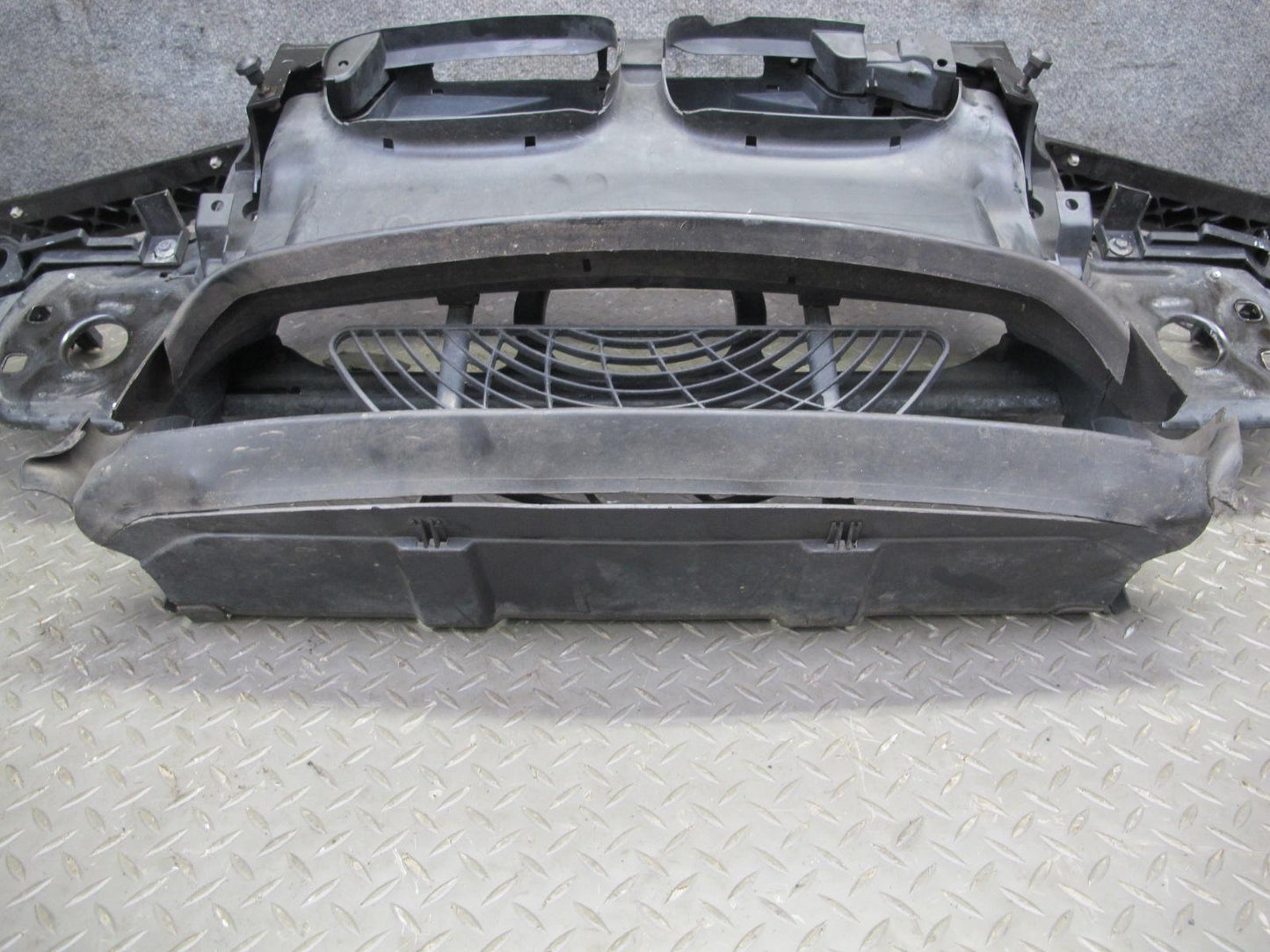 01-06 BMW E46 325ci 330ci M54 Convertible Radiator Core Frame Support OEM