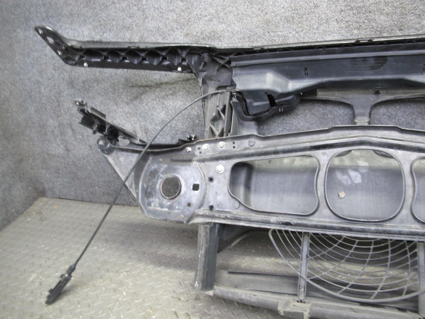 01-06 BMW E46 325ci 330ci M54 Convertible Radiator Core Frame Support OEM