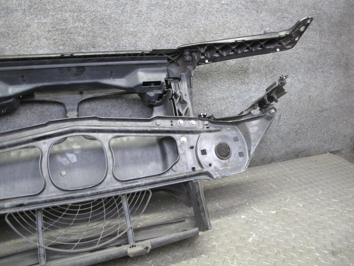 01-06 BMW E46 325ci 330ci M54 Convertible Radiator Core Frame Support OEM