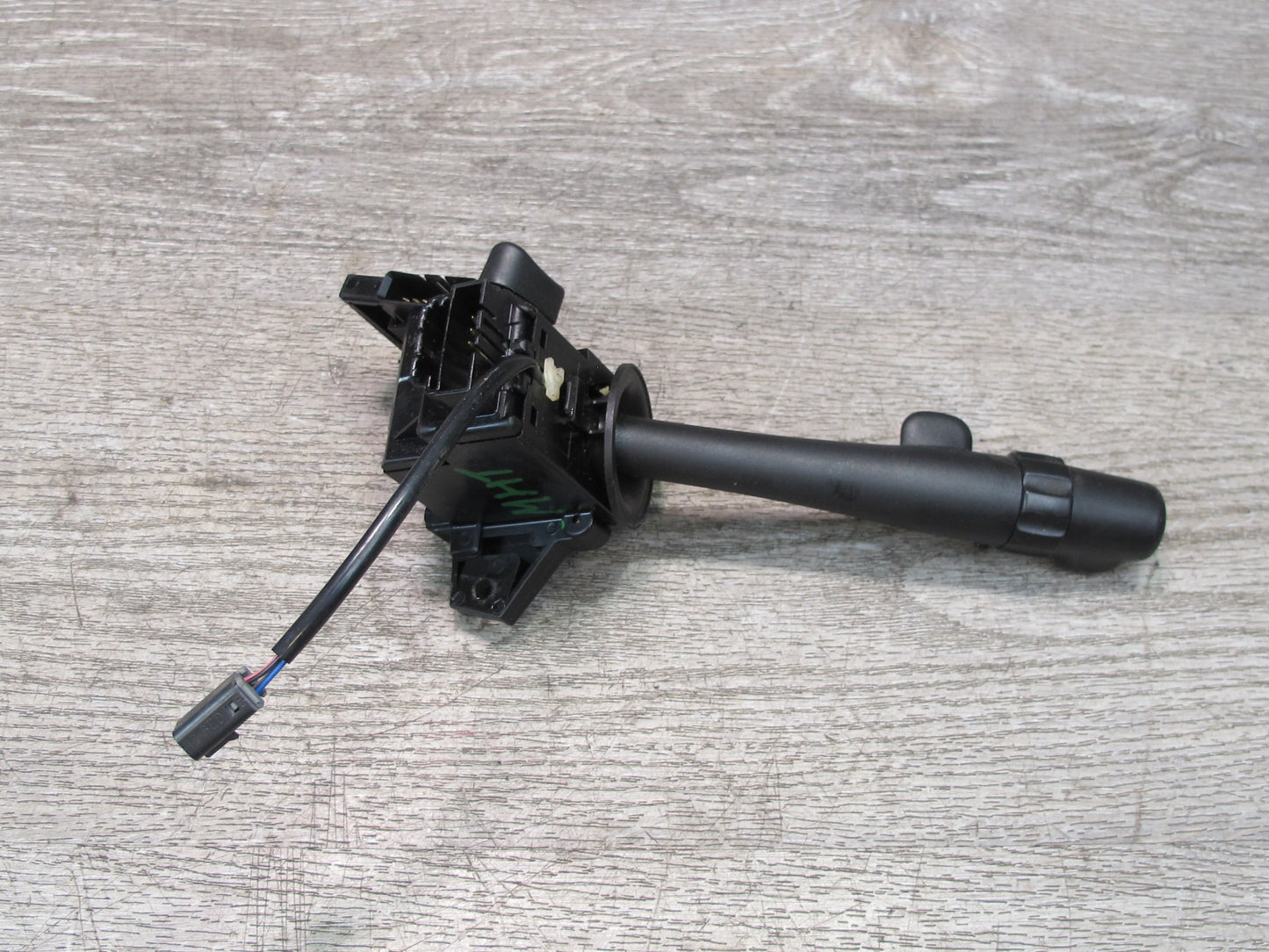 2003-2007 Hummer H2 Steering Column Turn Signal Cruise Control Wiper Switch
