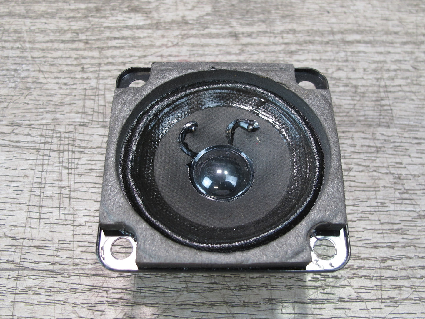 2003-2007 Hummer H2 Rear Upper Quarter D Pillar Bose Audio Speaker
