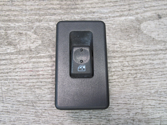 2003-2007 Hummer H2 Rear Door Window Switch W/ Trim 15093146
