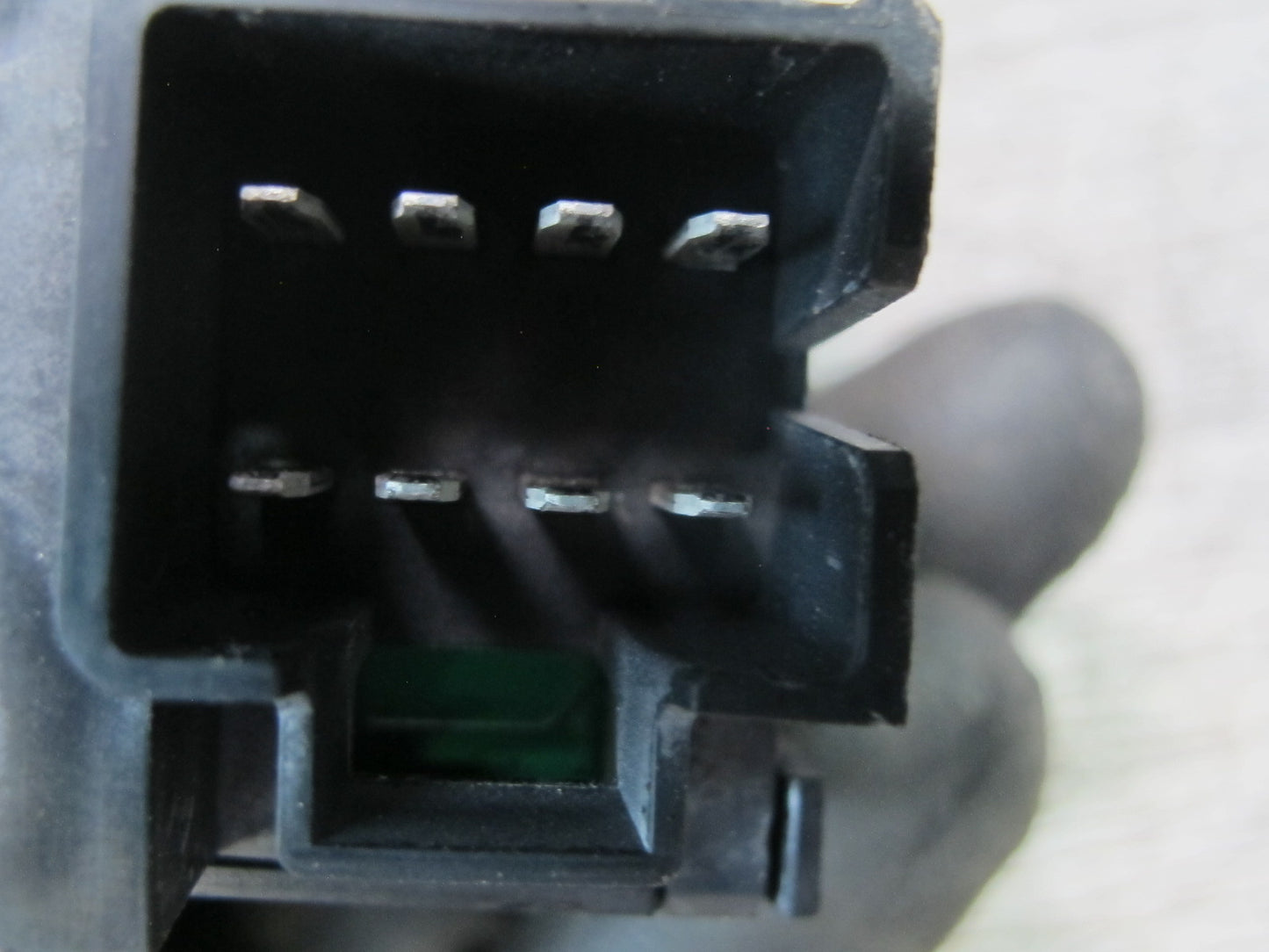 2003-2007 Hummer H2 Rear Door Window Switch W/ Trim 15093146