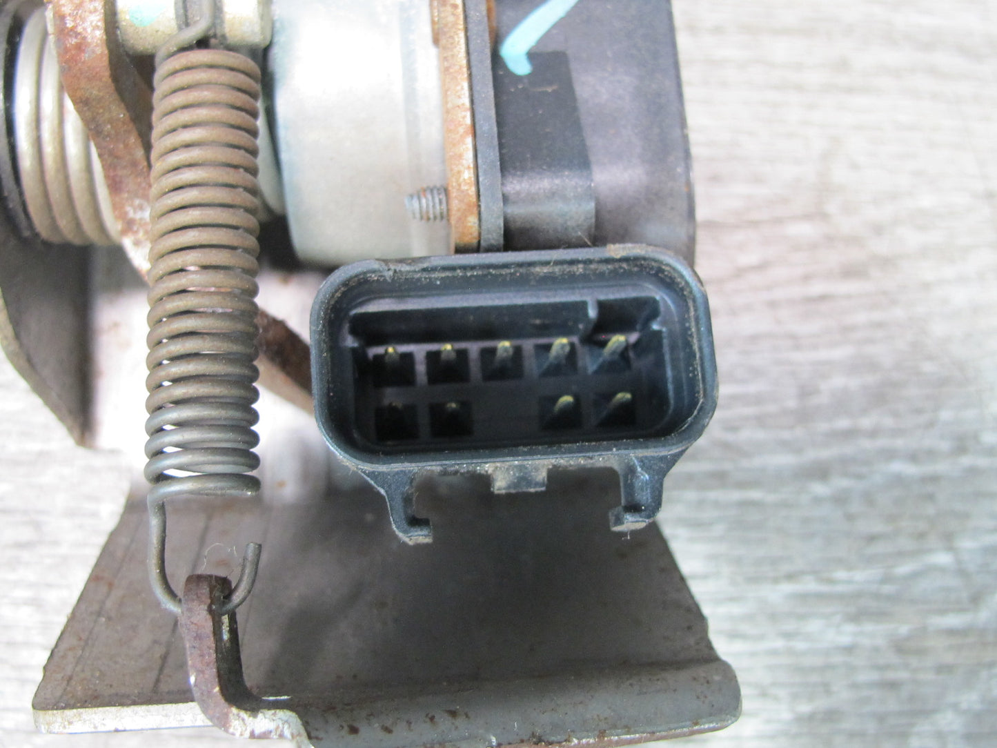 2004-2007 Hummer H2 Accelerator Gas Pedal Throttle Sensor