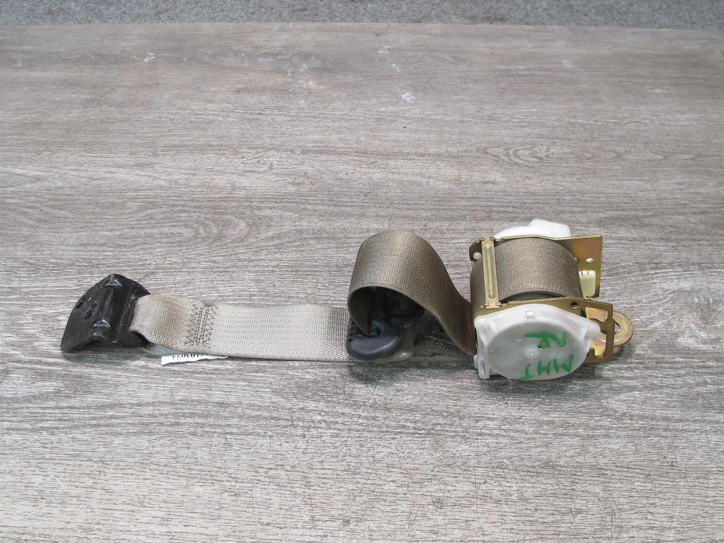 03-07 HUMMER H2 REAR RIGHT & LEFT SIDE SEATBELT RETRACTOR SET OEM