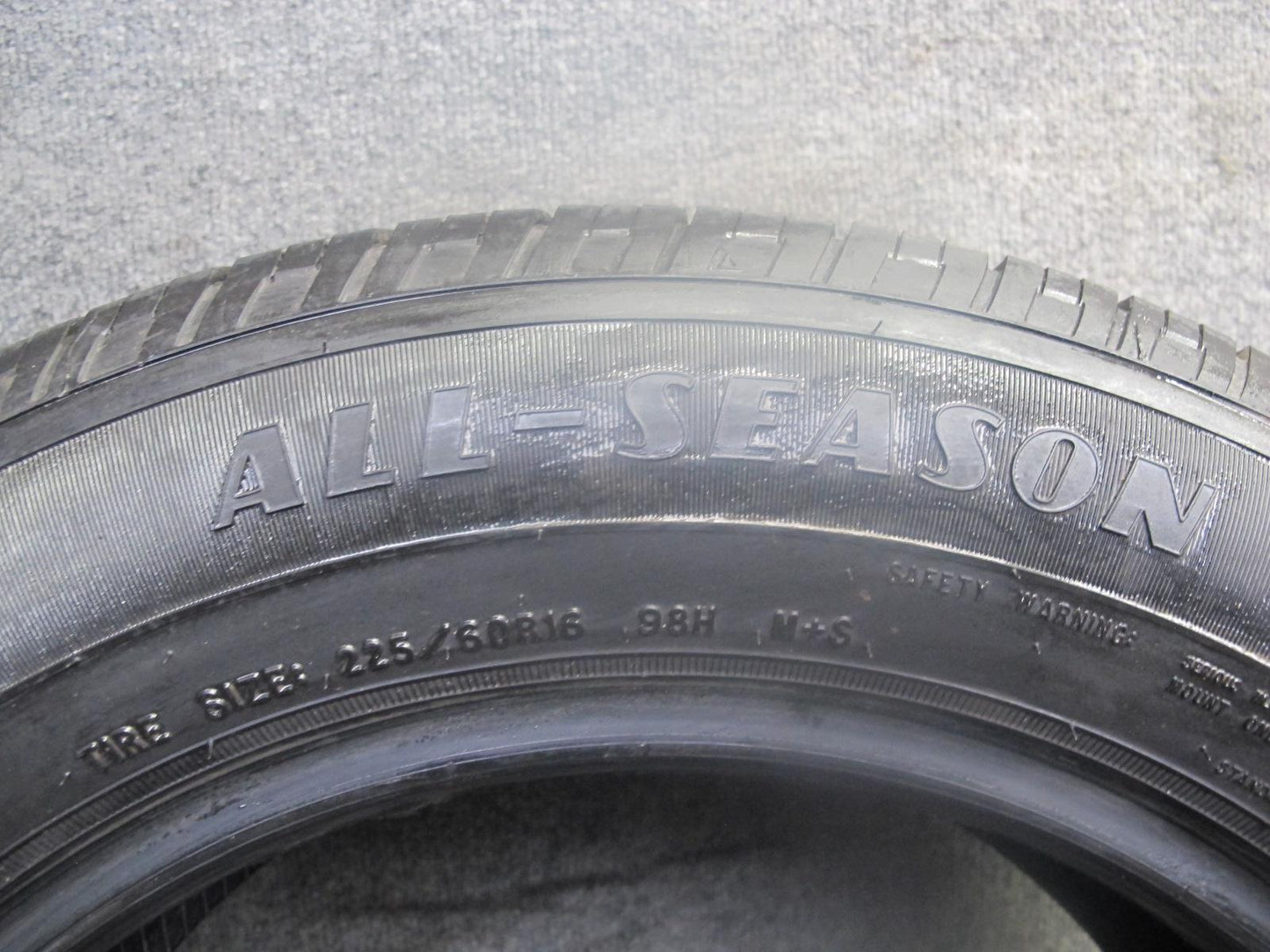 Set of 2 Goodyear Reliant ALL Season Tire 225/60 R16 98H 0723 0823 9/32 Tread