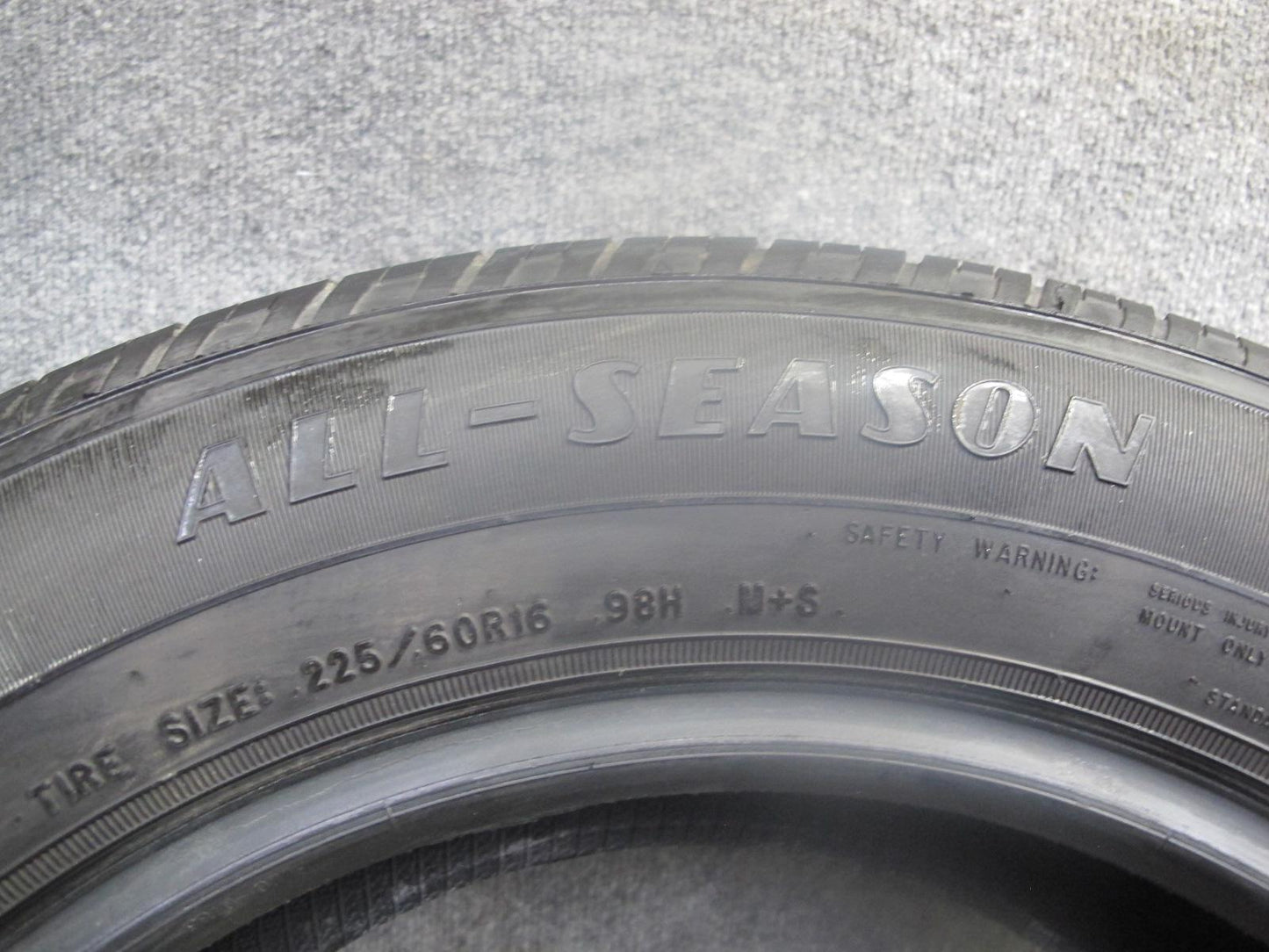 Set of 2 Goodyear Reliant ALL Season Tire 225/60 R16 98H 0723 0823 9/32 Tread