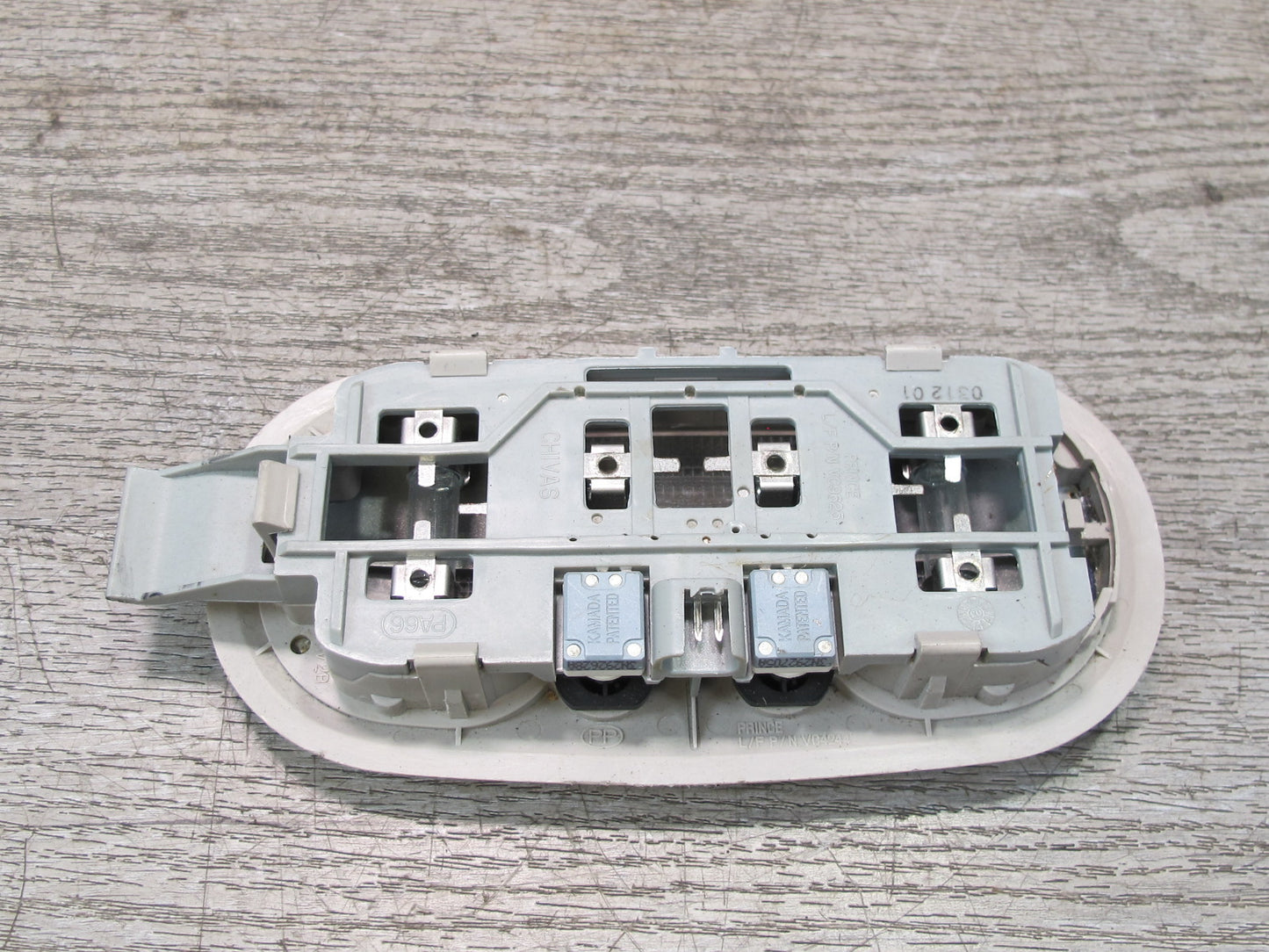 2003-2009 Hummer H2 Interior Roof Upper Overhead Dome Reading Lamp Light