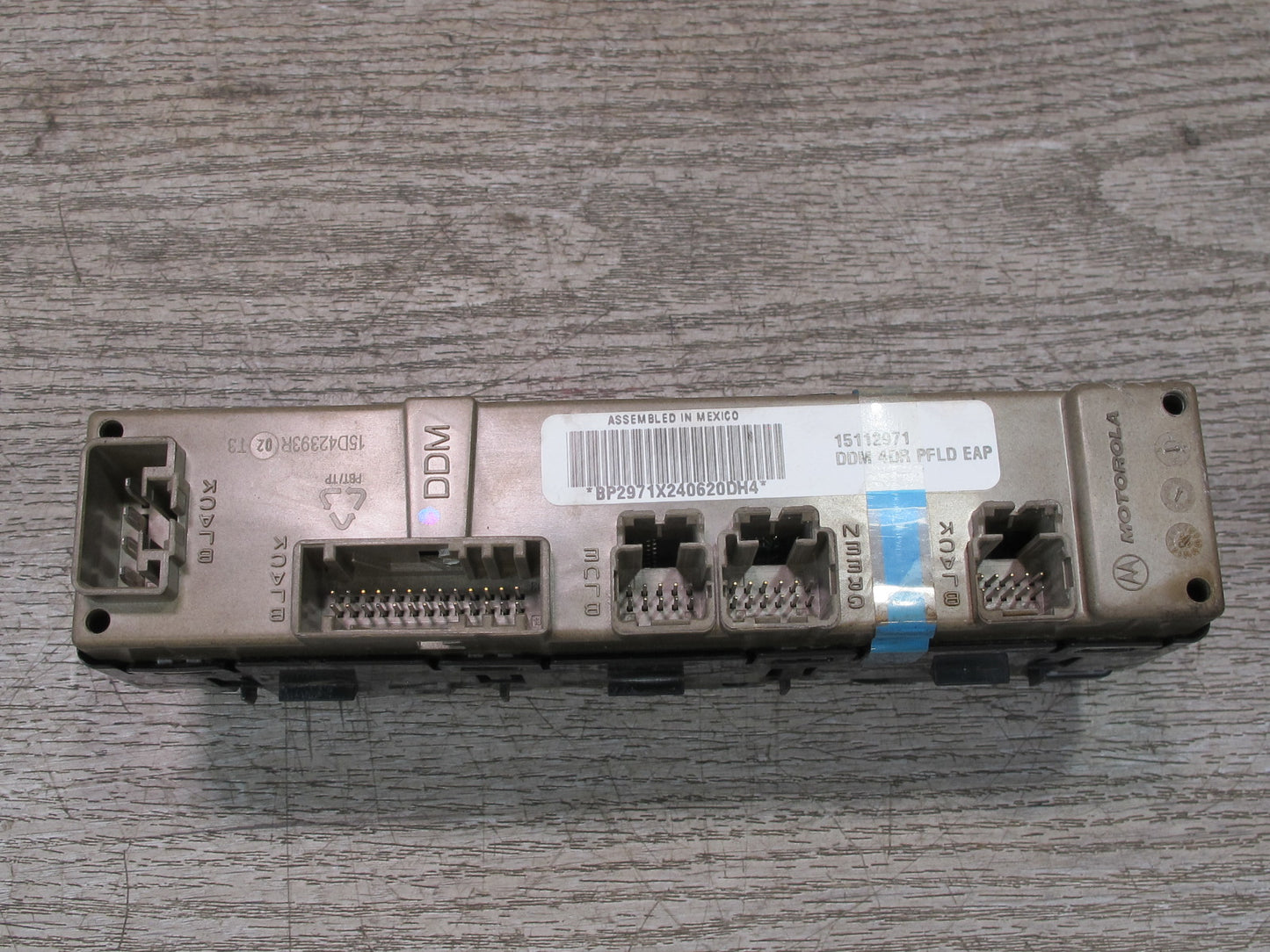 2003-2006 Hummer H2 Front Left Driver Side Door Master Window Switch