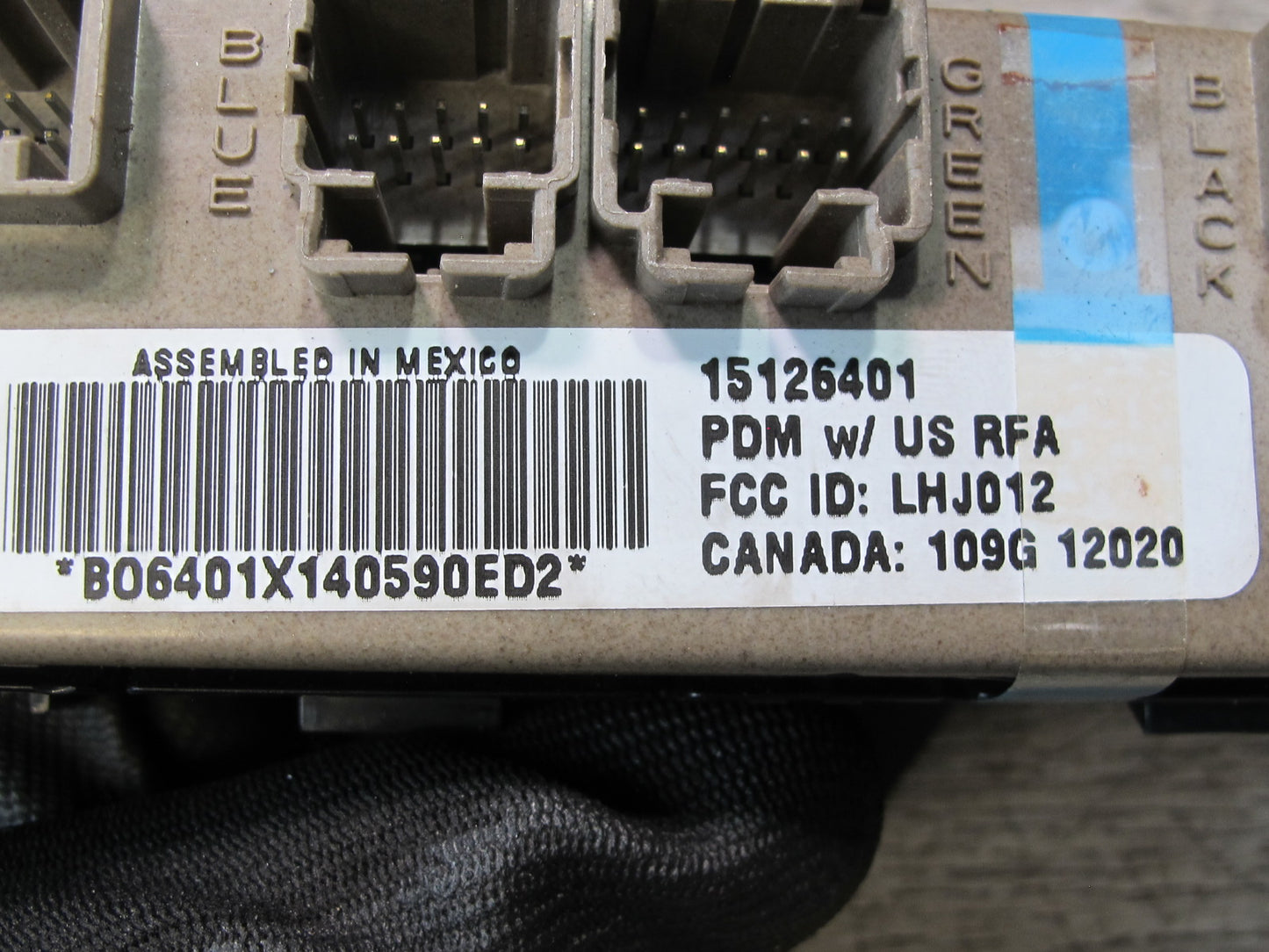2003-2007 Hummer H2 Front Right Pass Side Door Window Switch