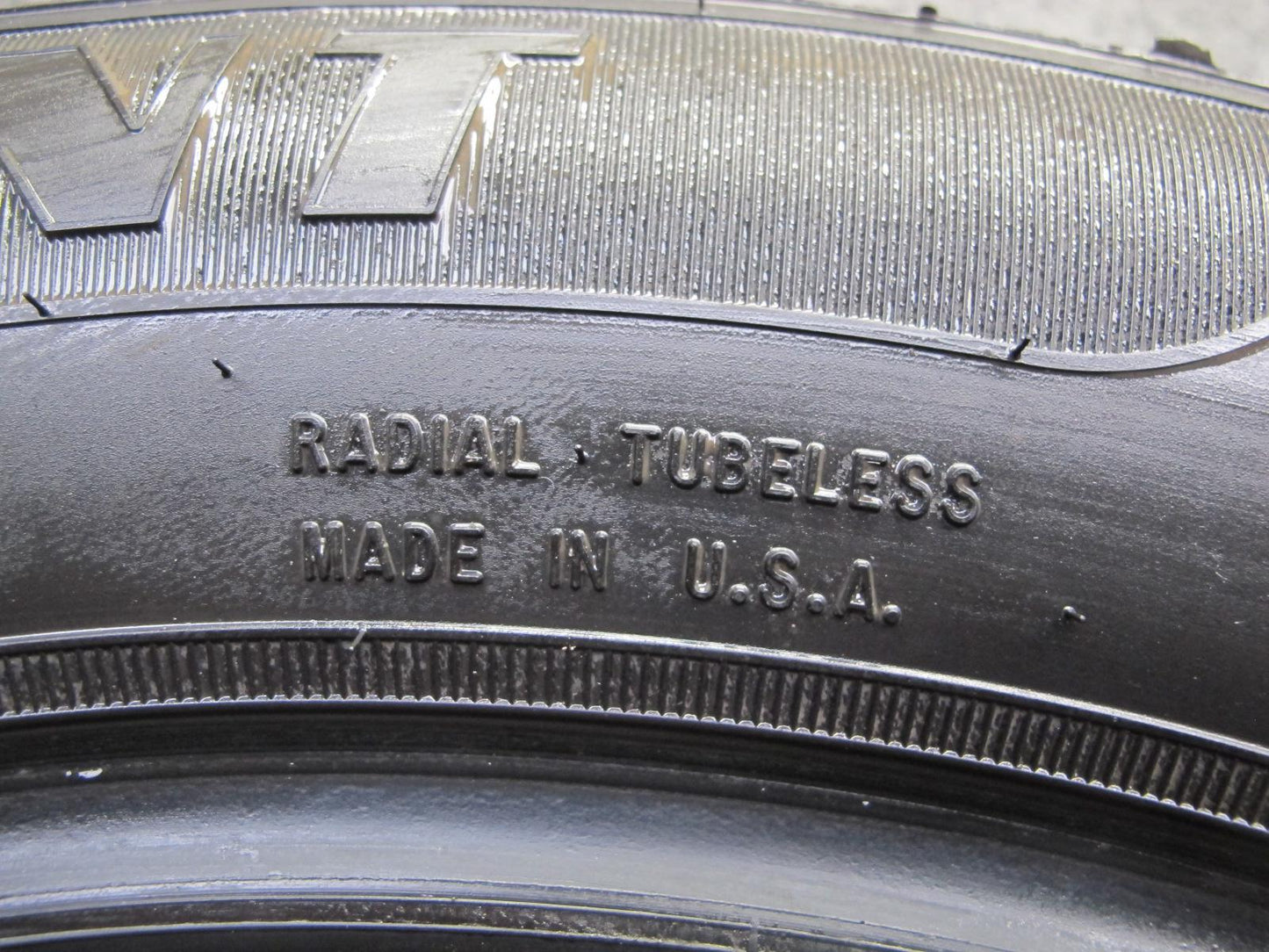 Goodyear Reliant ALL Season Tire 225/60 R16 98H 0623 9/32 Tread