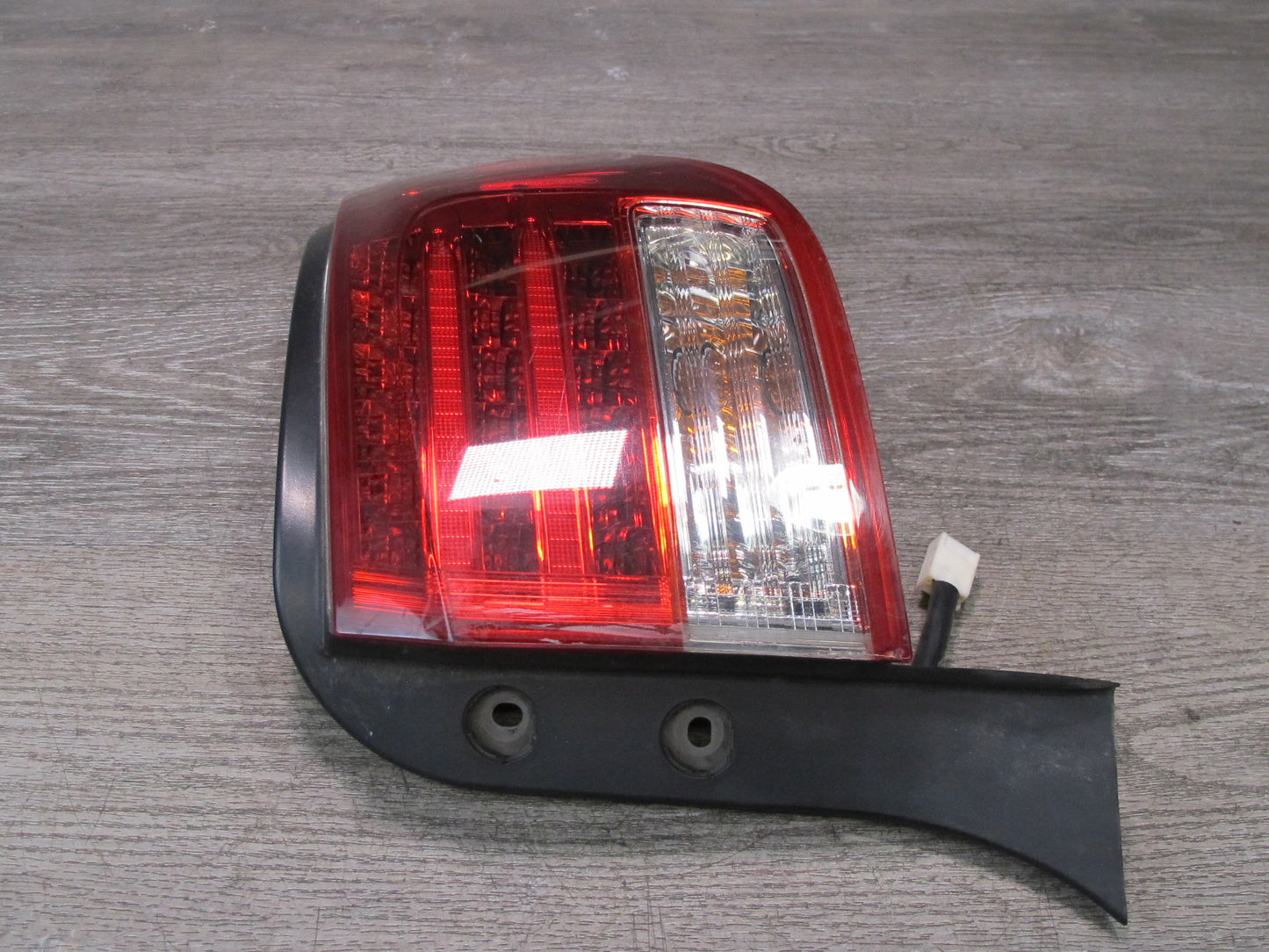 10-13 Lexus IS350 IS250 Convertible Rear Right Side Outer Tail Light Lamp OEM