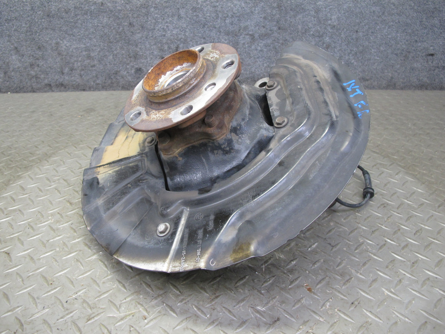 11-17 BMW F25 X3 AWD Front Right Spindle Knuckle Wheel Hub Bearing 6855954 OEM
