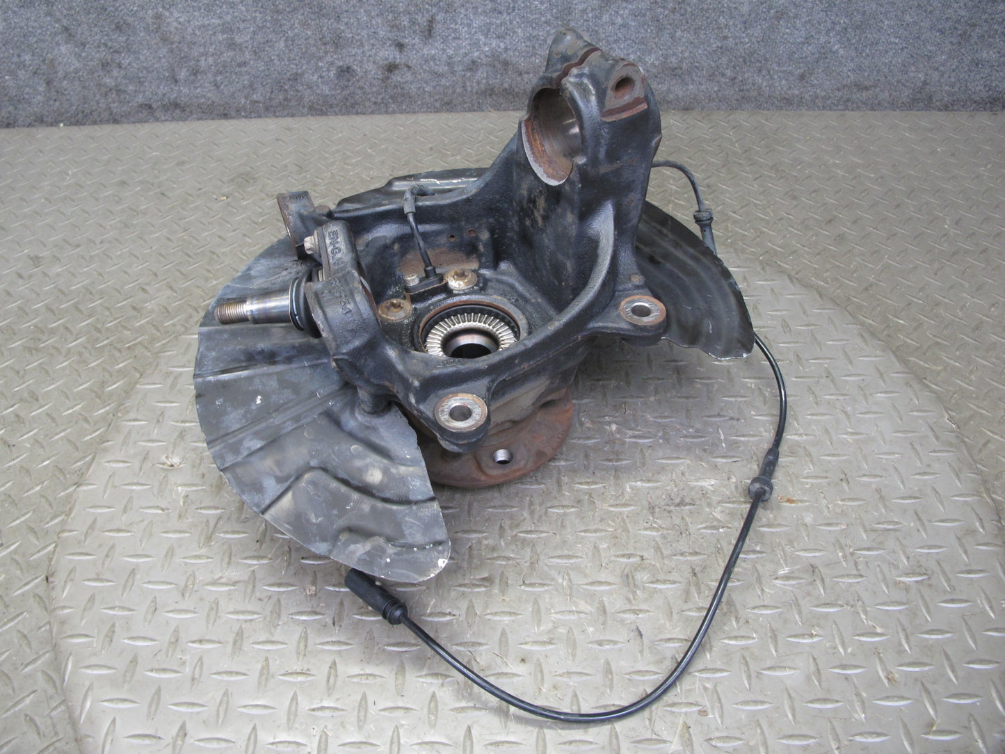 11-17 BMW F25 X3 AWD Front Right Spindle Knuckle Wheel Hub Bearing 6855954 OEM